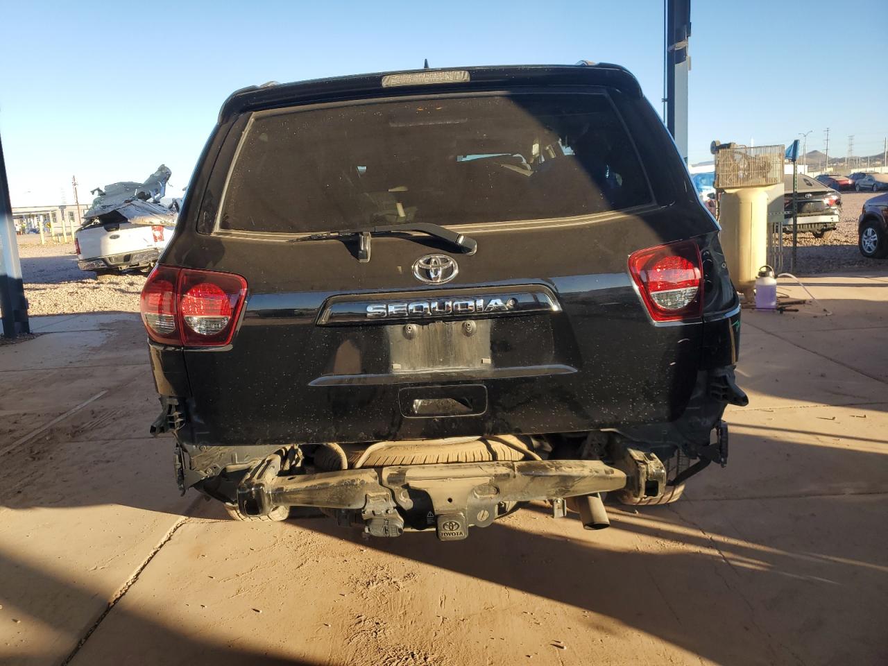 2018 Toyota Sequoia - Image 6
