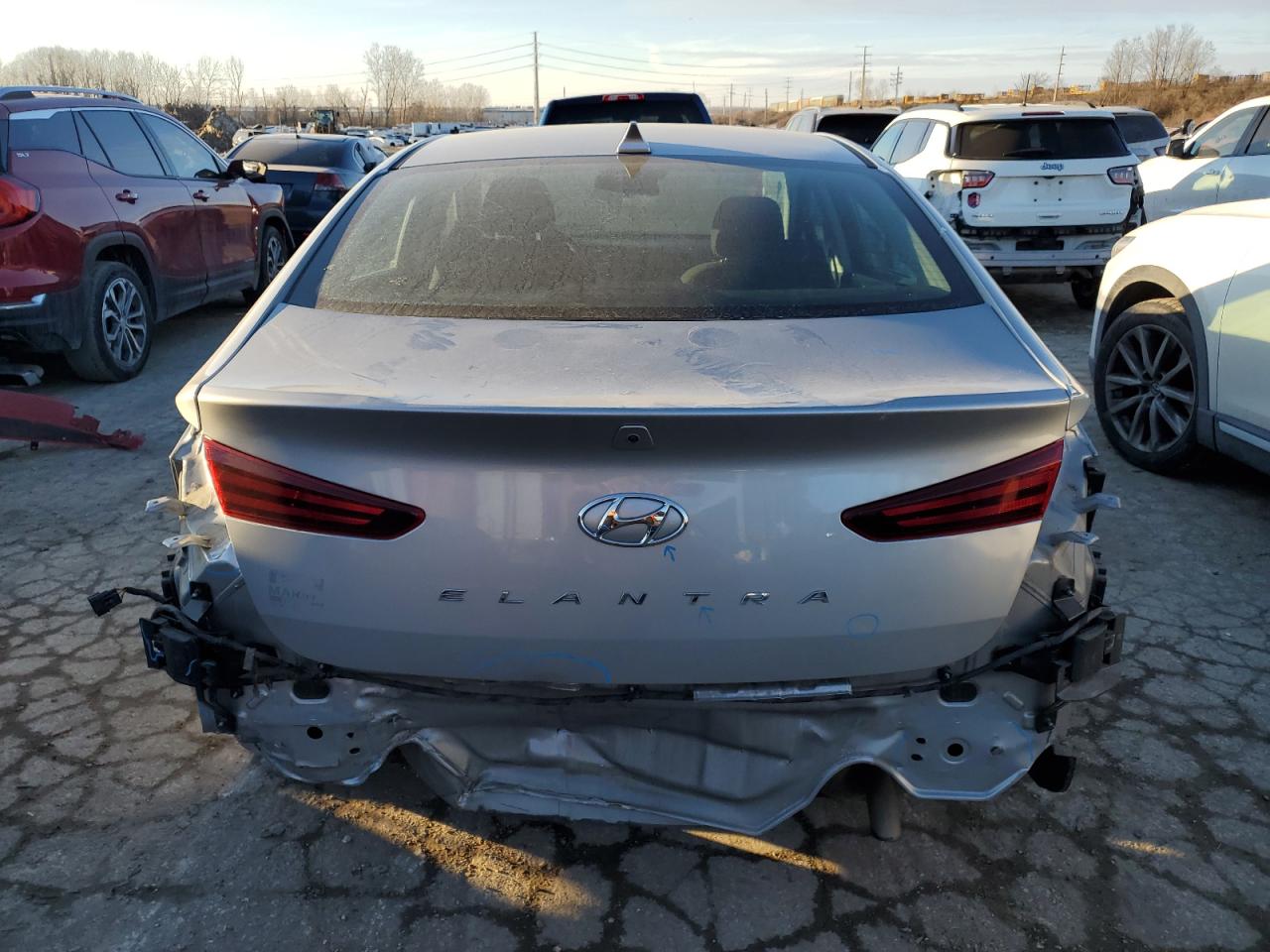 2020 Hyundai Elantra - Image 6