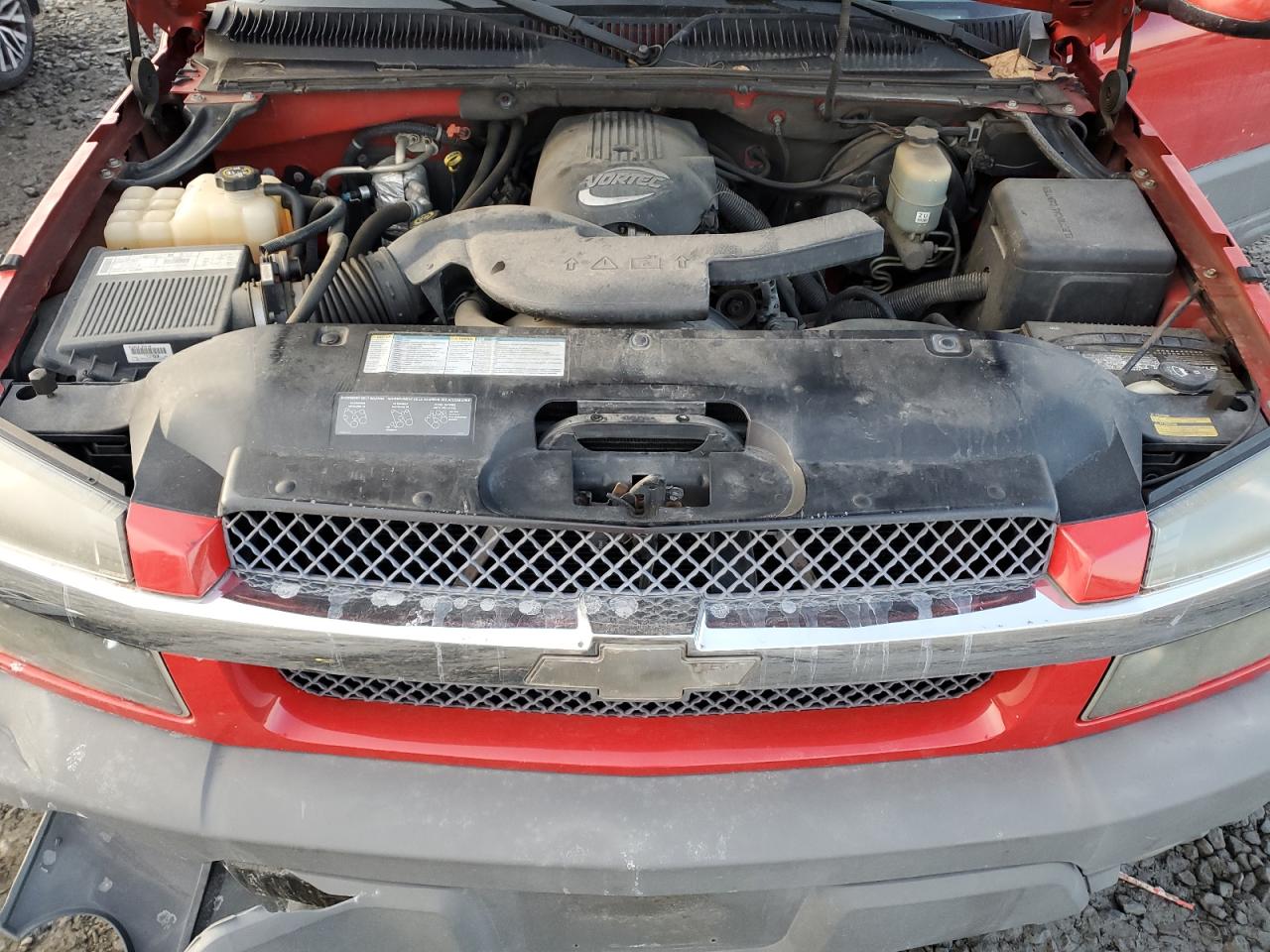 2002 Chevrolet Avalanche - Image 11