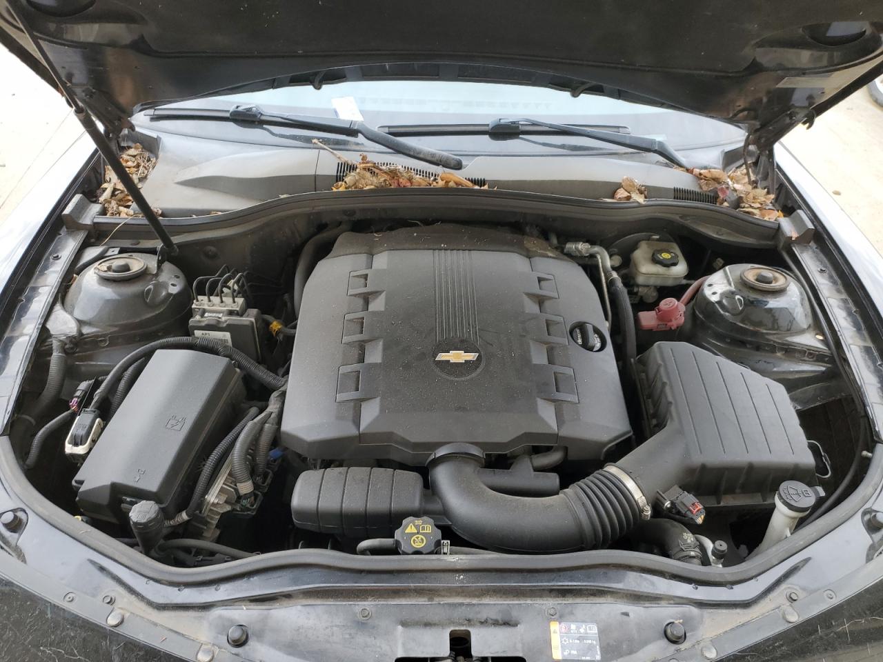 2015 Chevrolet Camaro - Image 13