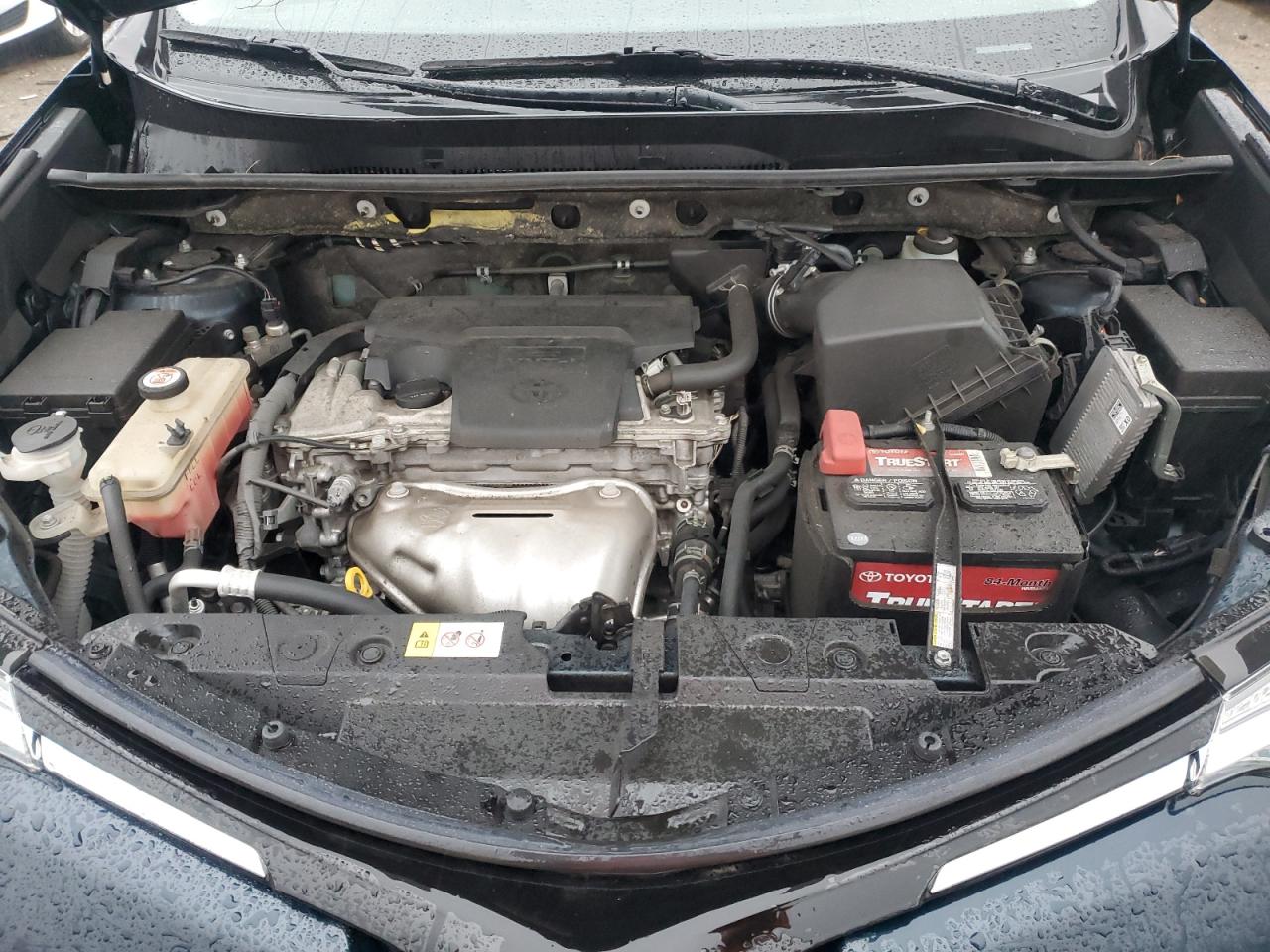 2018 Toyota RAV 4 - Image 12