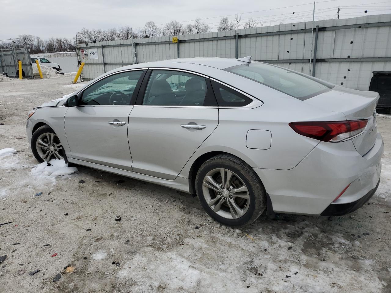 2018 Hyundai Sonata - Image 2