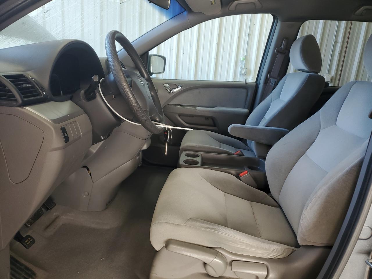 2010 Honda Odyssey - Image 7