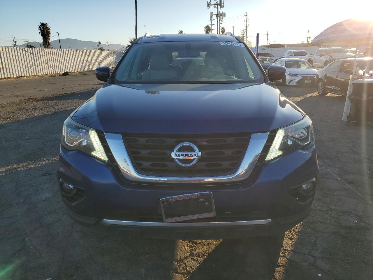 VIN 5N1DR2MN6JC606083 2018 NISSAN PATHFINDER no.5