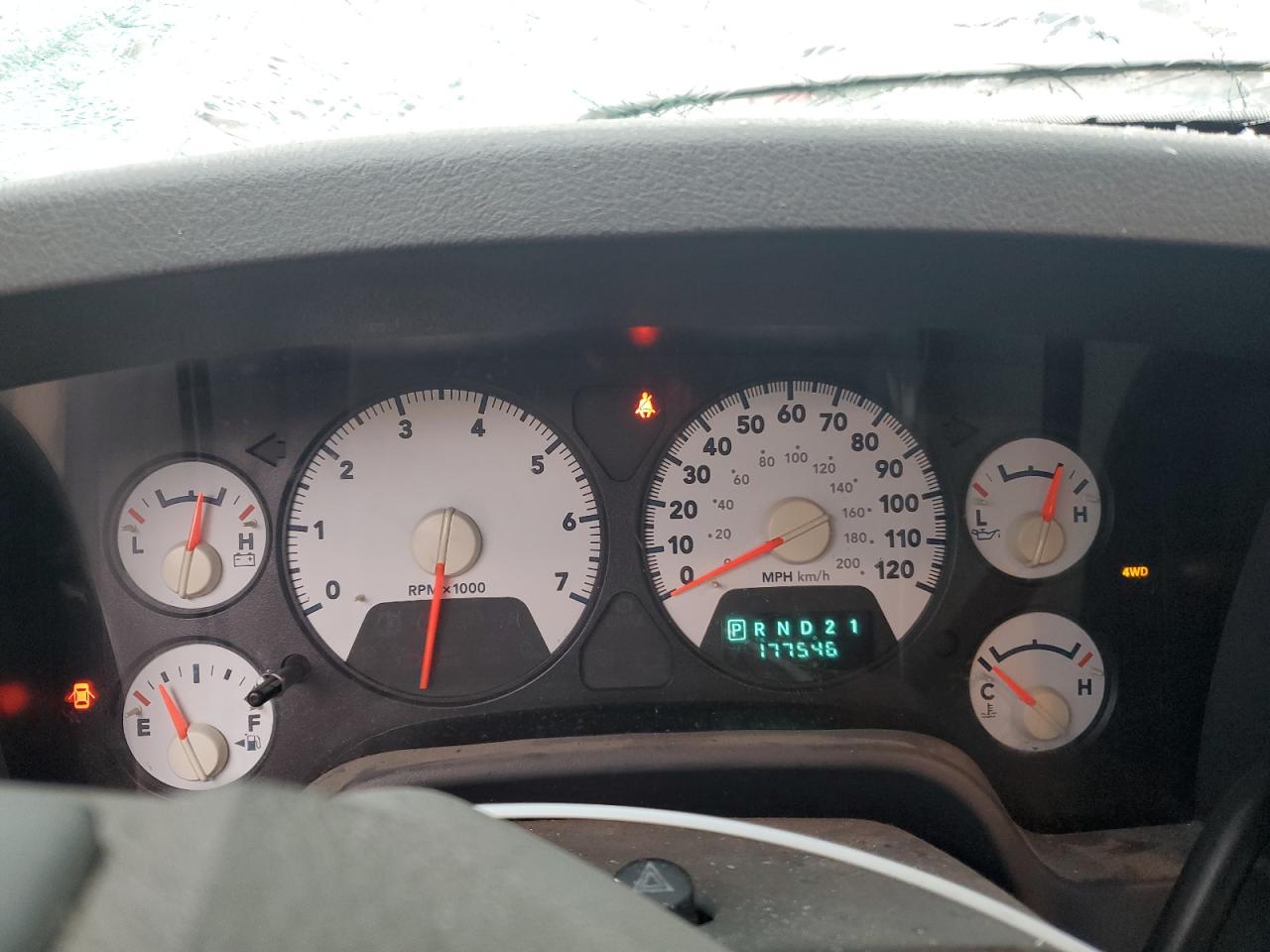 2006 Dodge RAM - Image 9