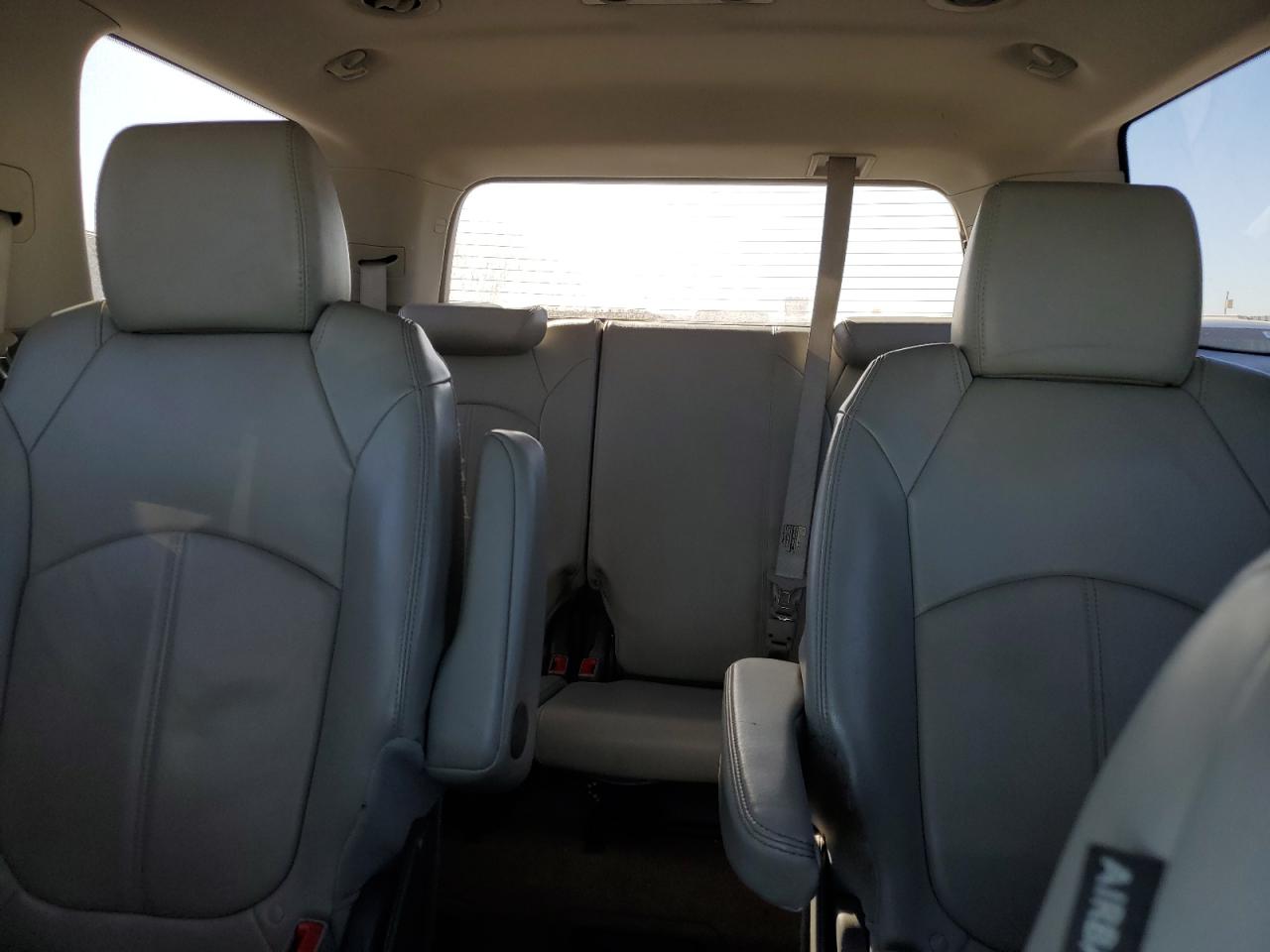 2014 GMC Acadia - Image 10
