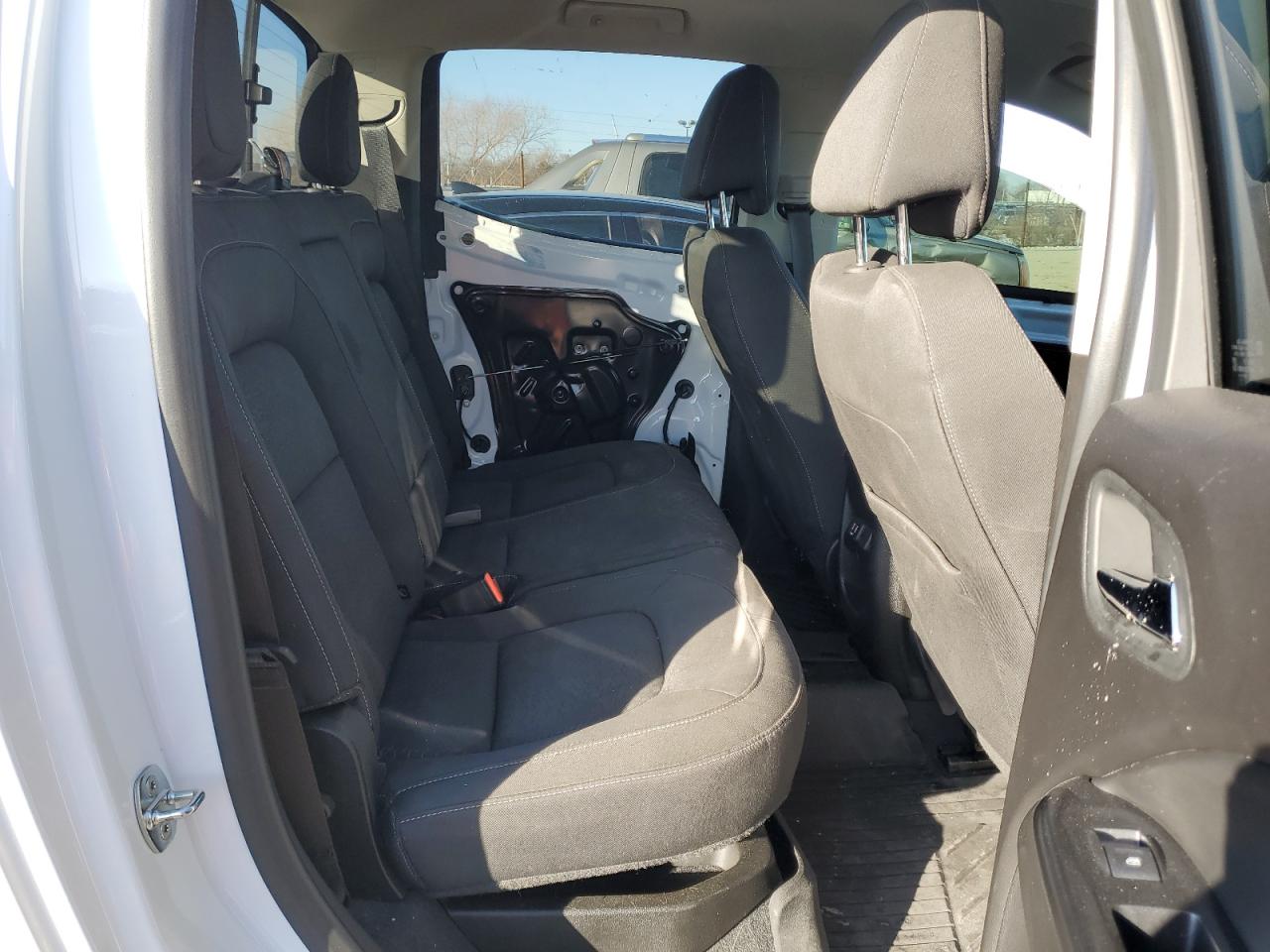 2021 GMC Canyon - Image 10