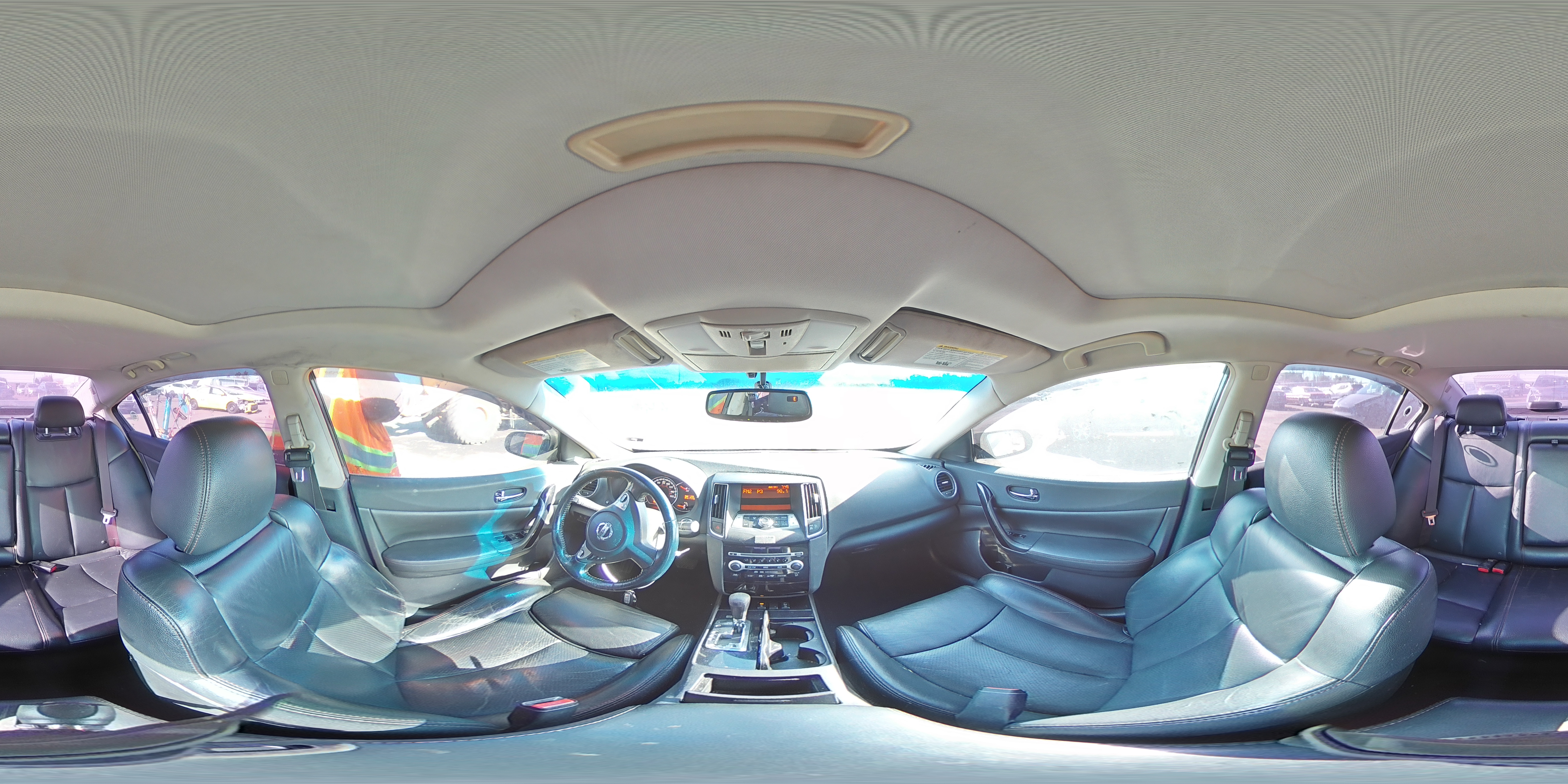 2010 Nissan Maxima - Image 12