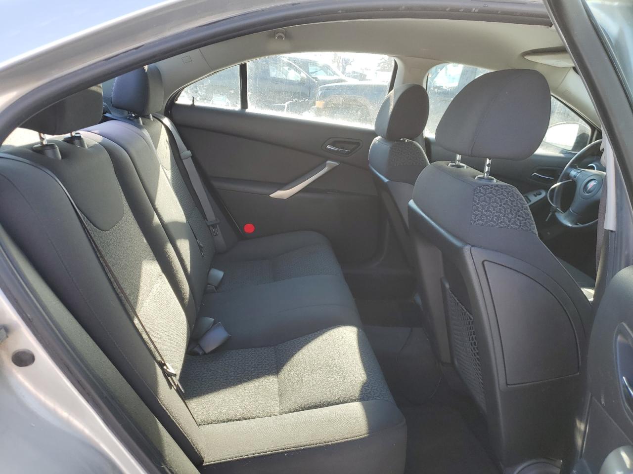 2008 Pontiac G6 - Image 10
