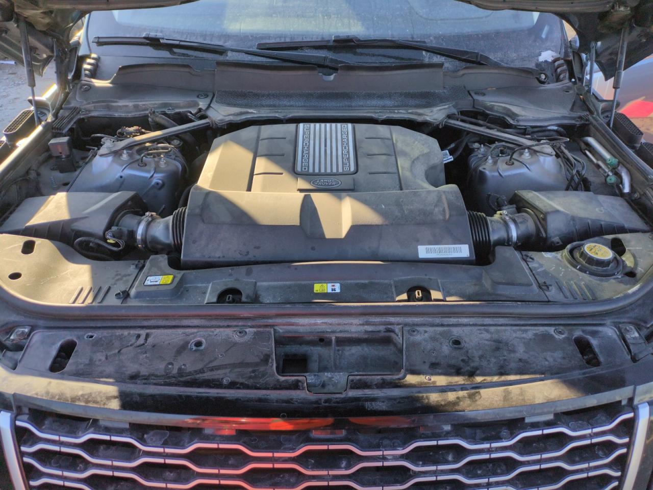 2019 Land Rover Range Rover - Image 11