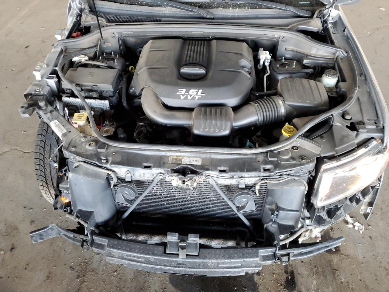 2014 Jeep Grand Cherokee - Image 11