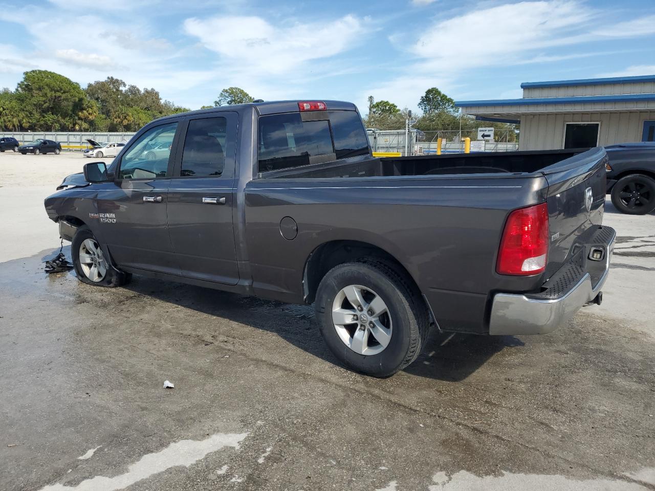 2016 RAM 1500 - Image 2