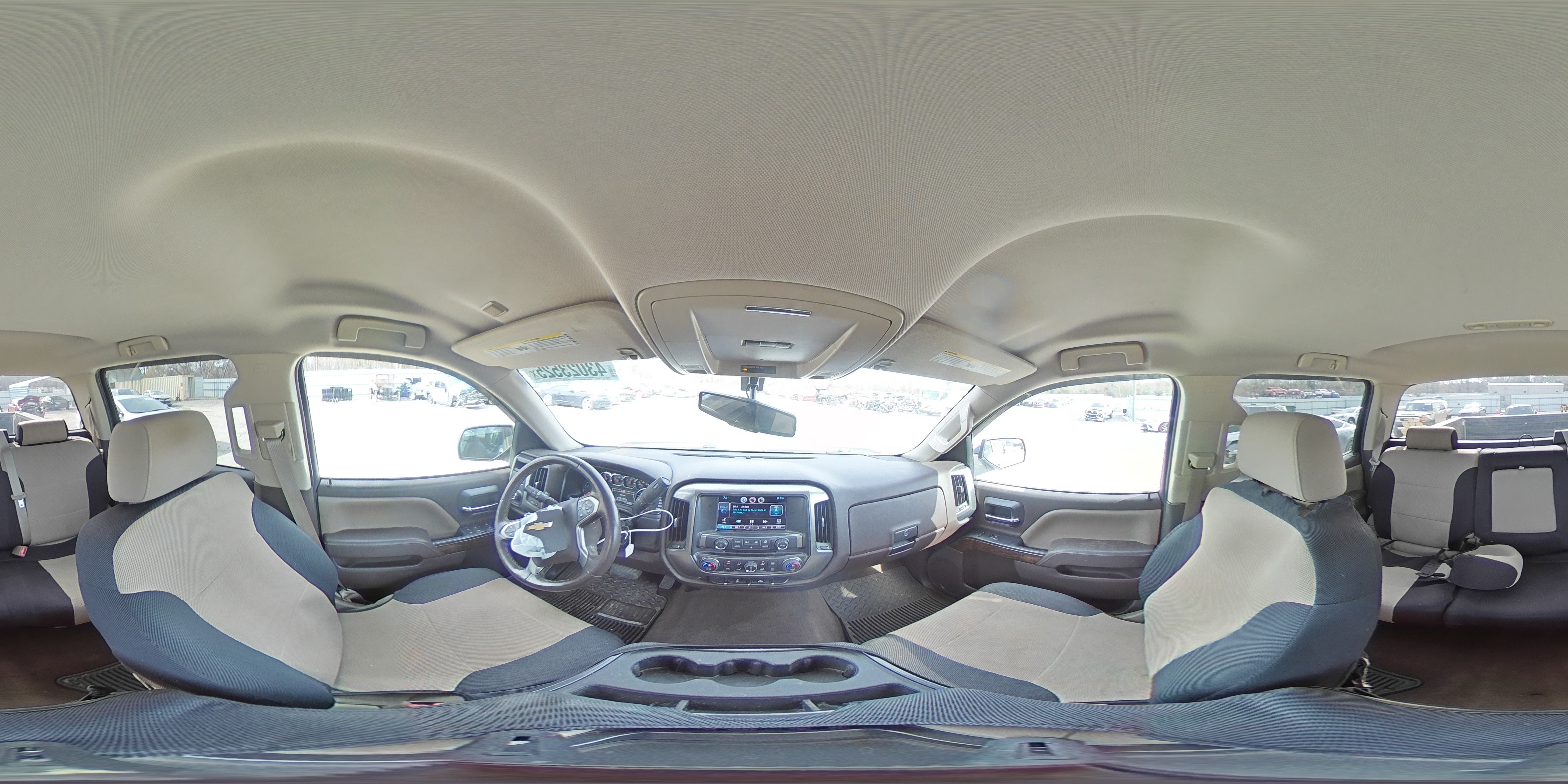 2015 Chevrolet Silverado - Image 13