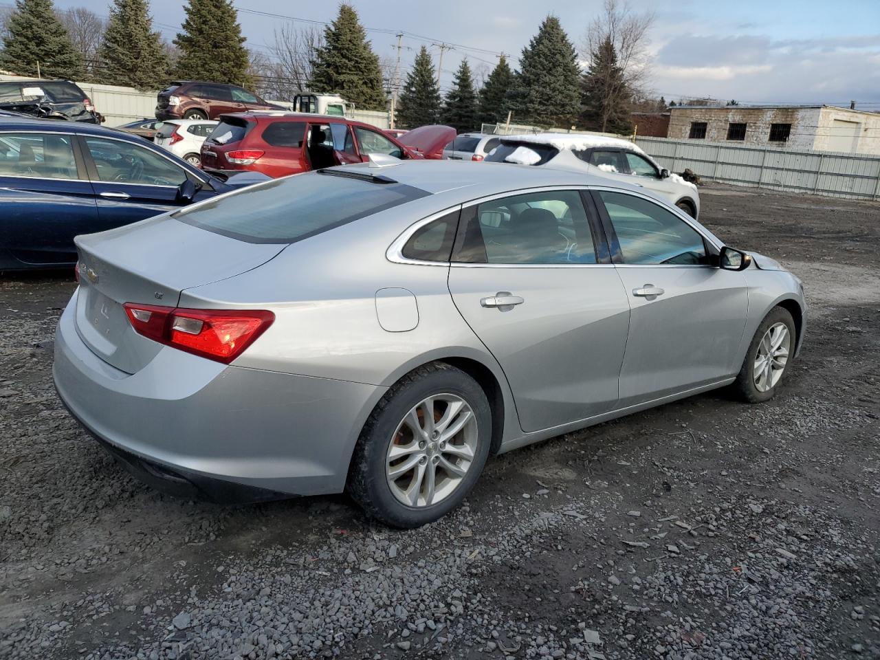 2016 Chevrolet Malibu - Image 3