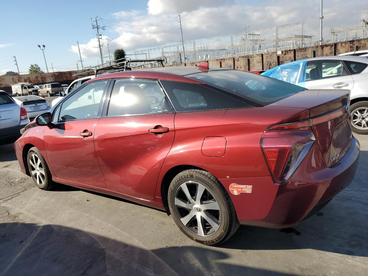 VIN JTDBVRBD3HA002748 2017 TOYOTA MIRAI no.2