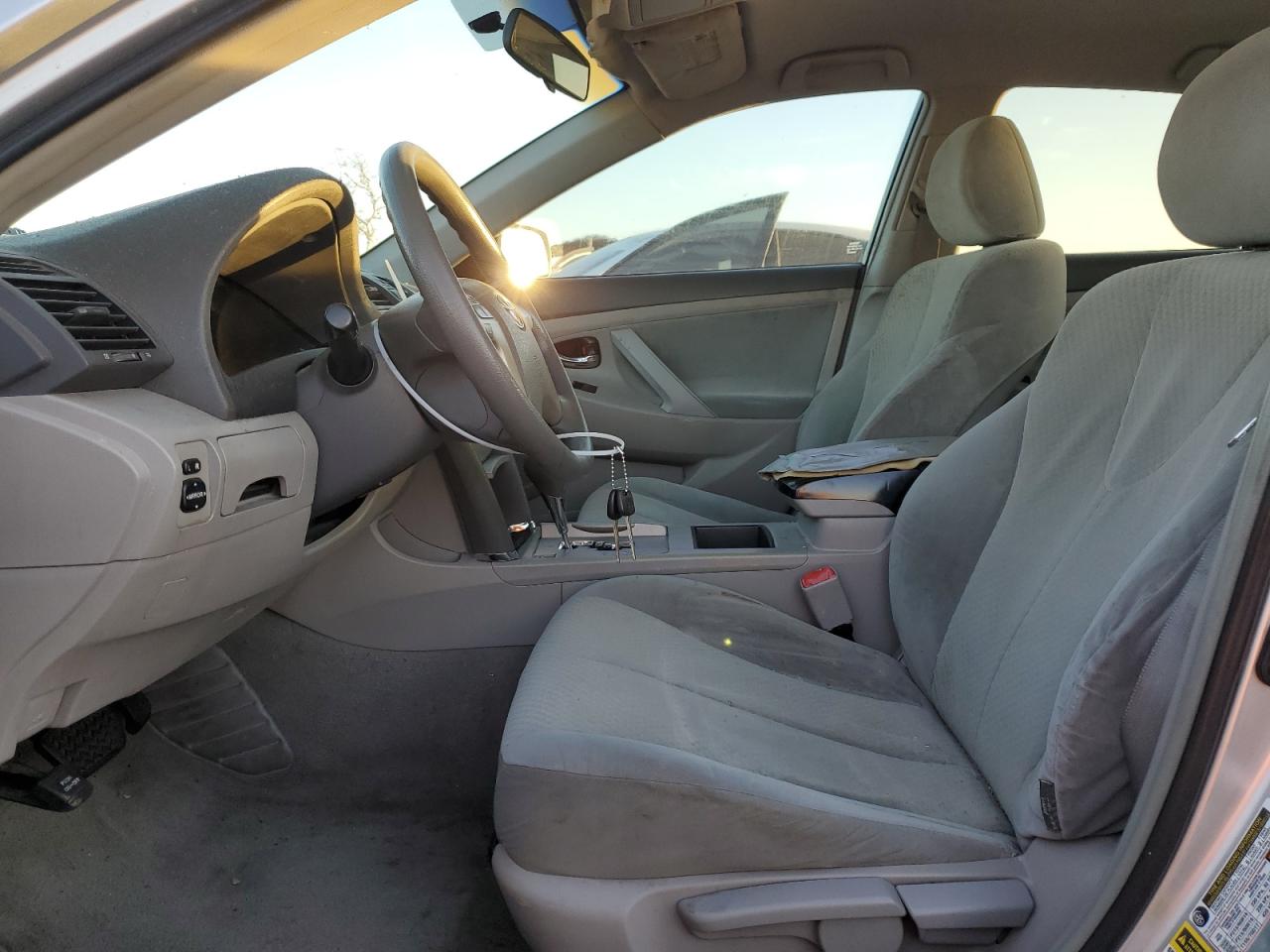 2009 Toyota Camry - Image 7