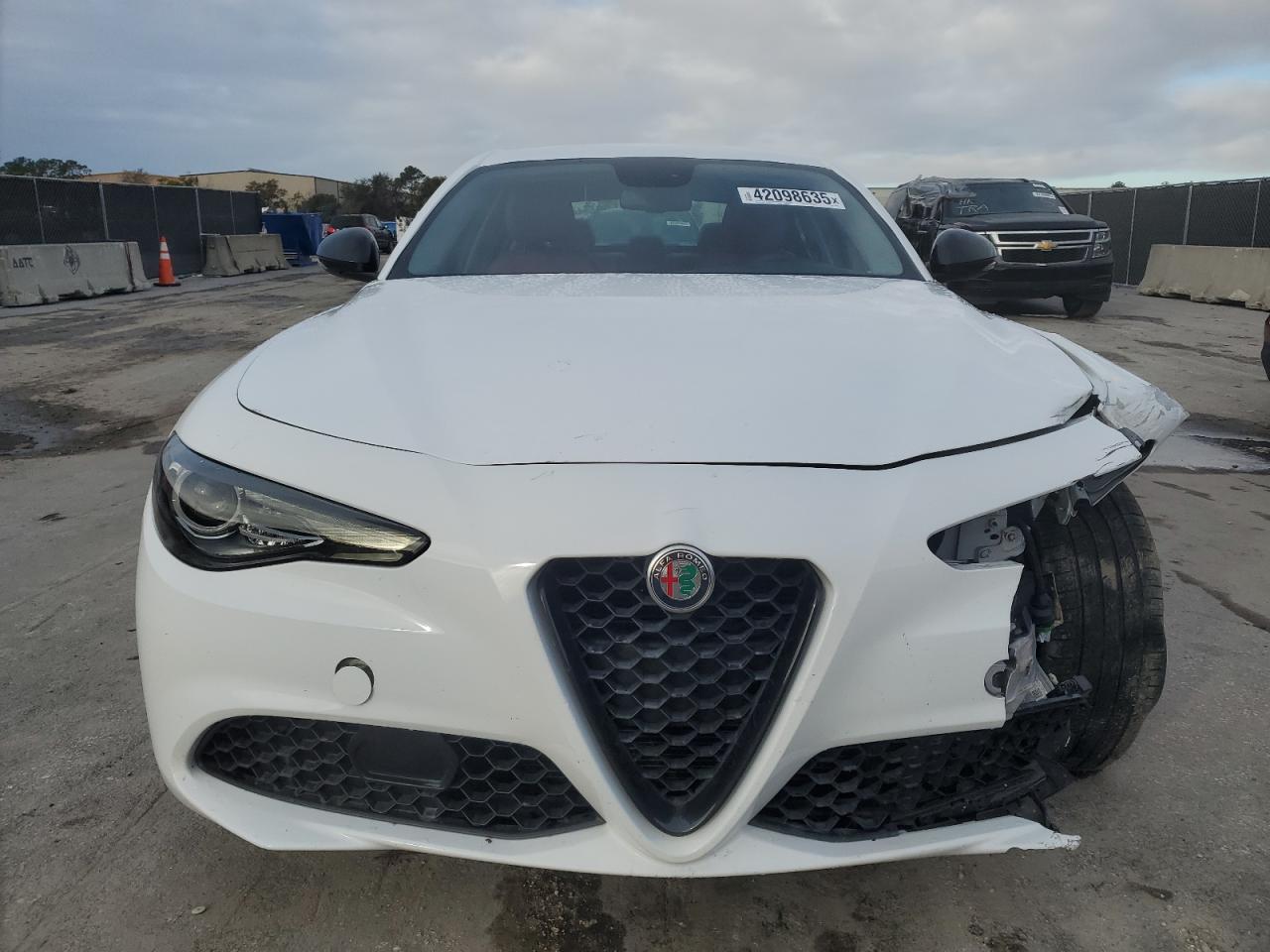 2019 Alfa Romeo Giulia - Image 5