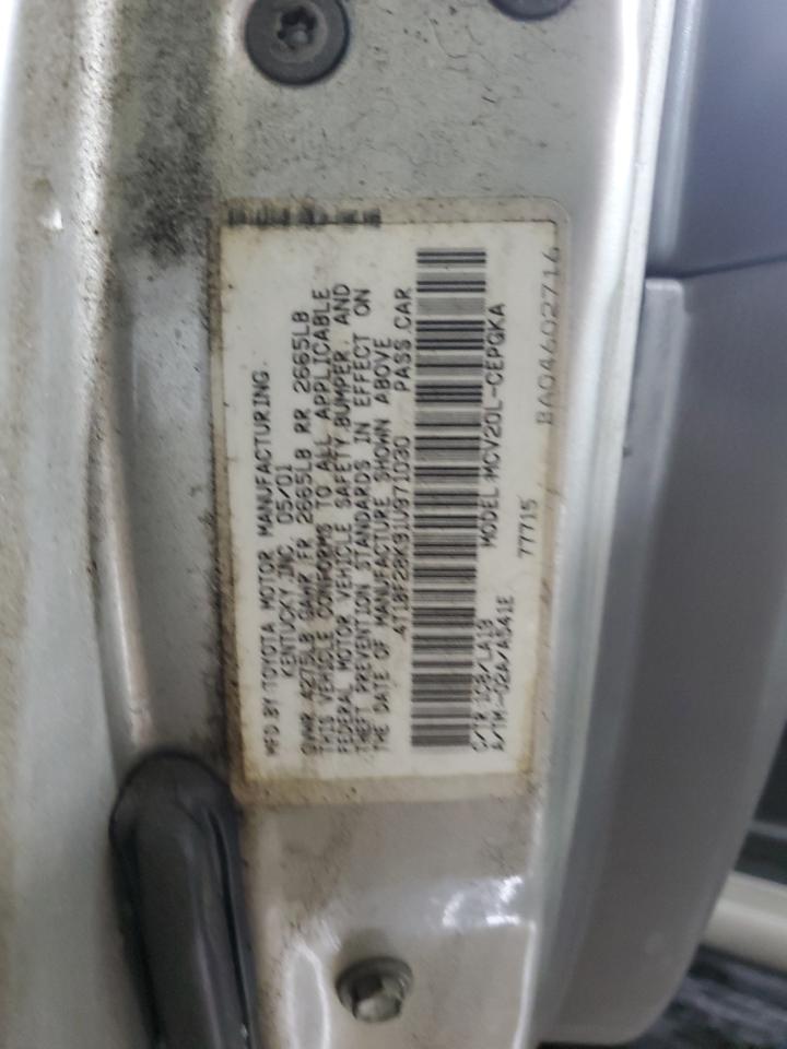 2001 Toyota Camry - Image 12