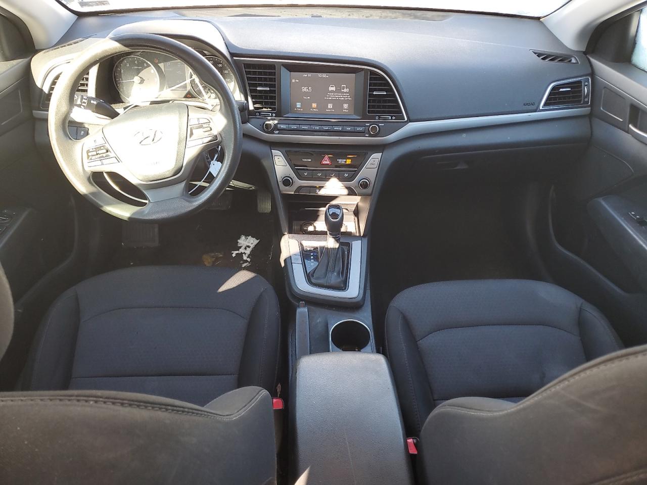 2018 Hyundai Elantra - Image 8