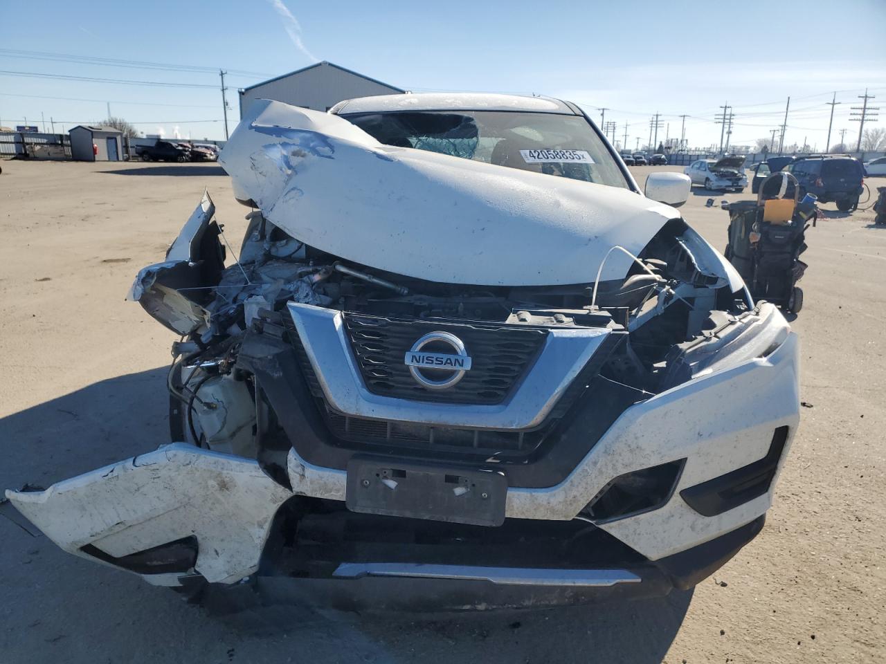 KNMAT2MT5HP569506 NISSAN ROGUE 2017