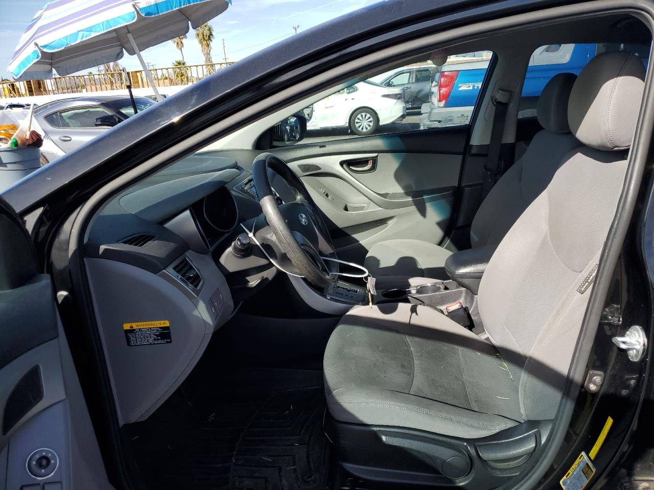 2013 Hyundai Elantra - Image 7