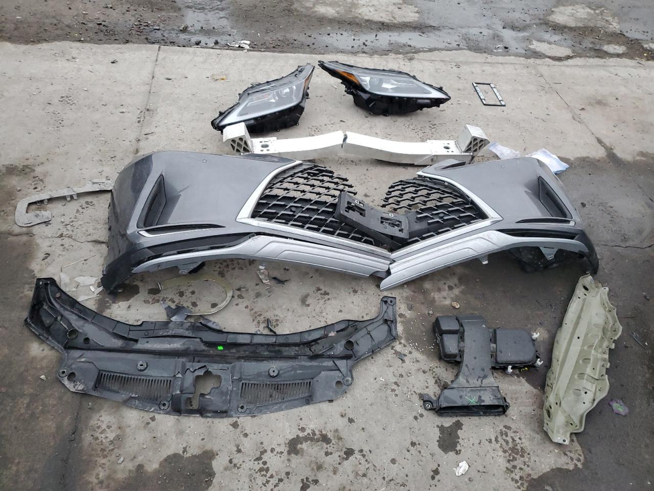 2022 Lexus RX - Image 13