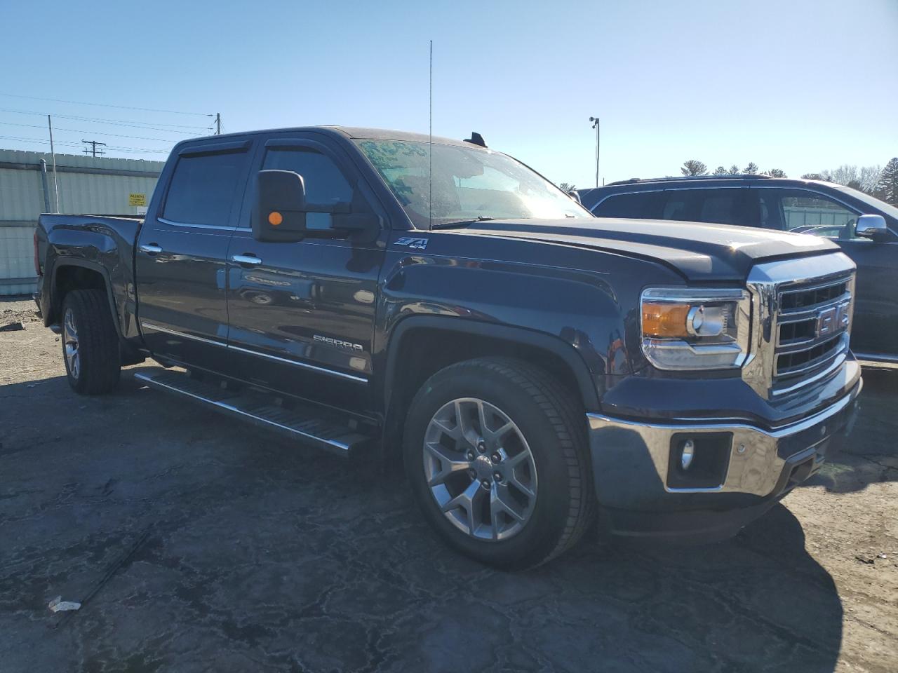 2015 GMC Sierra - Image 4
