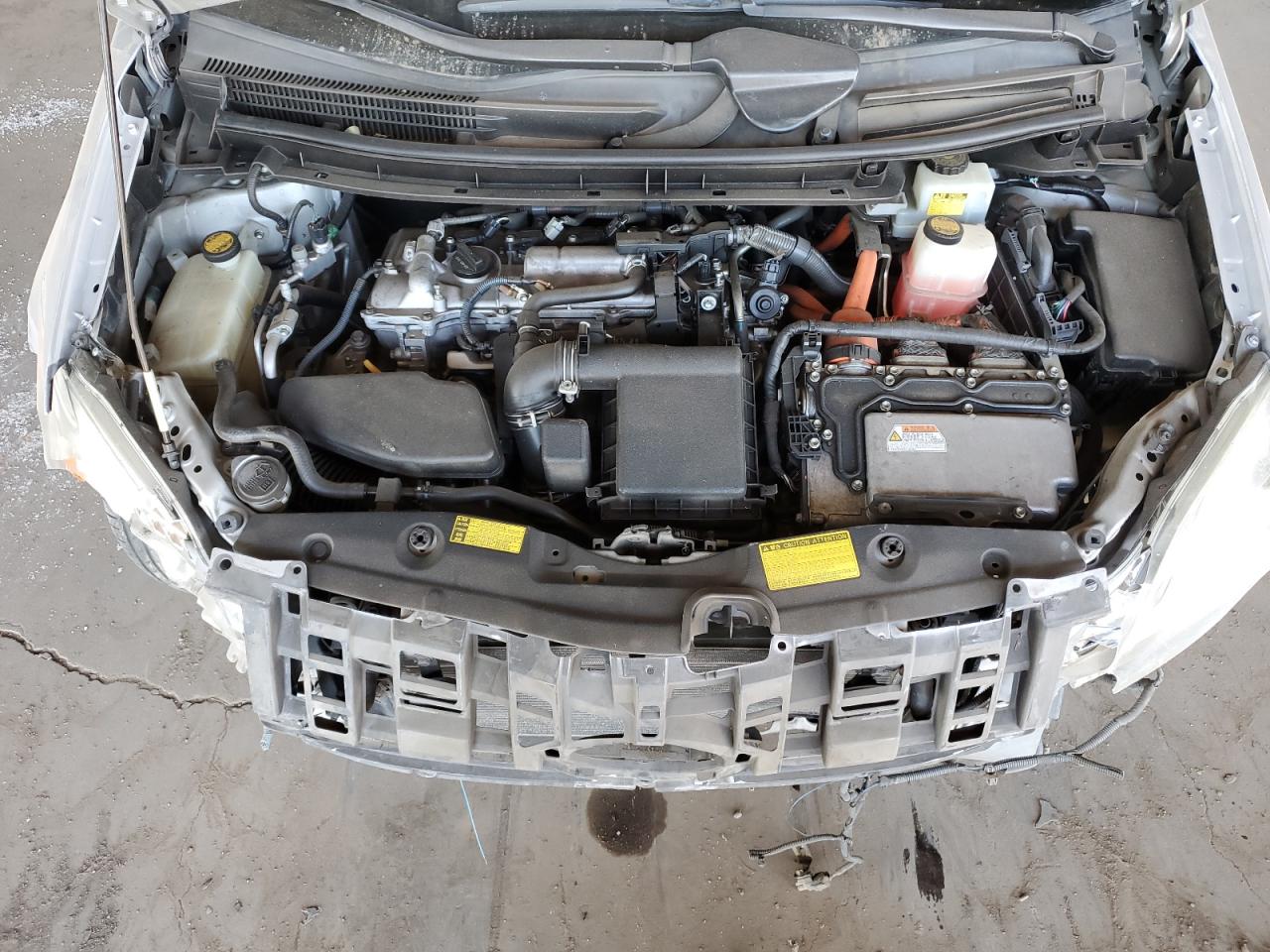 2010 Toyota Prius - Image 11