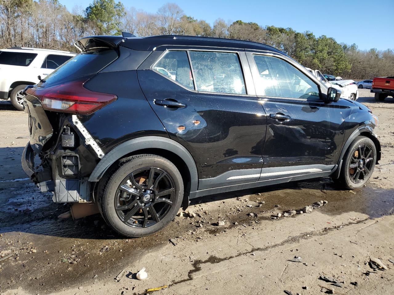 2021 Nissan Kicks - Image 3