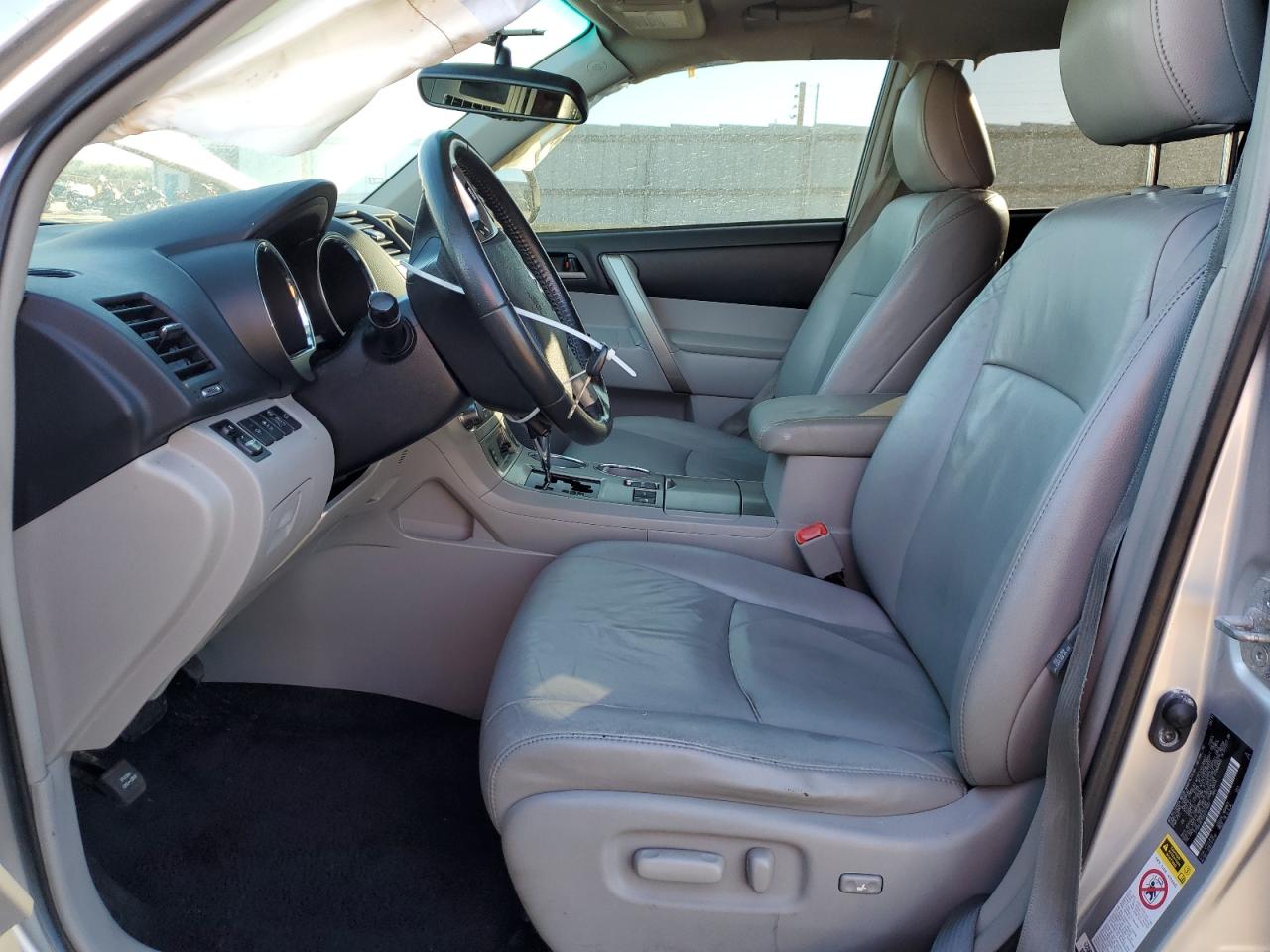 2011 Toyota Highlander - Image 7