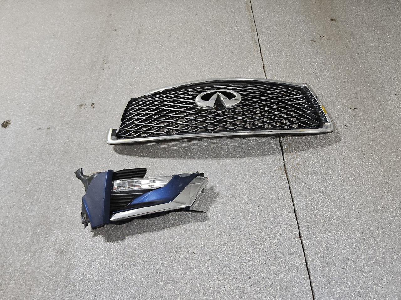 2021 Infiniti QX80 - Image 13