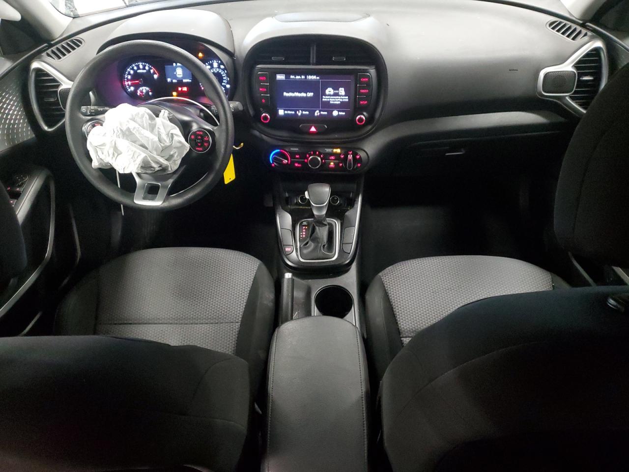 2022 Kia Soul - Image 8
