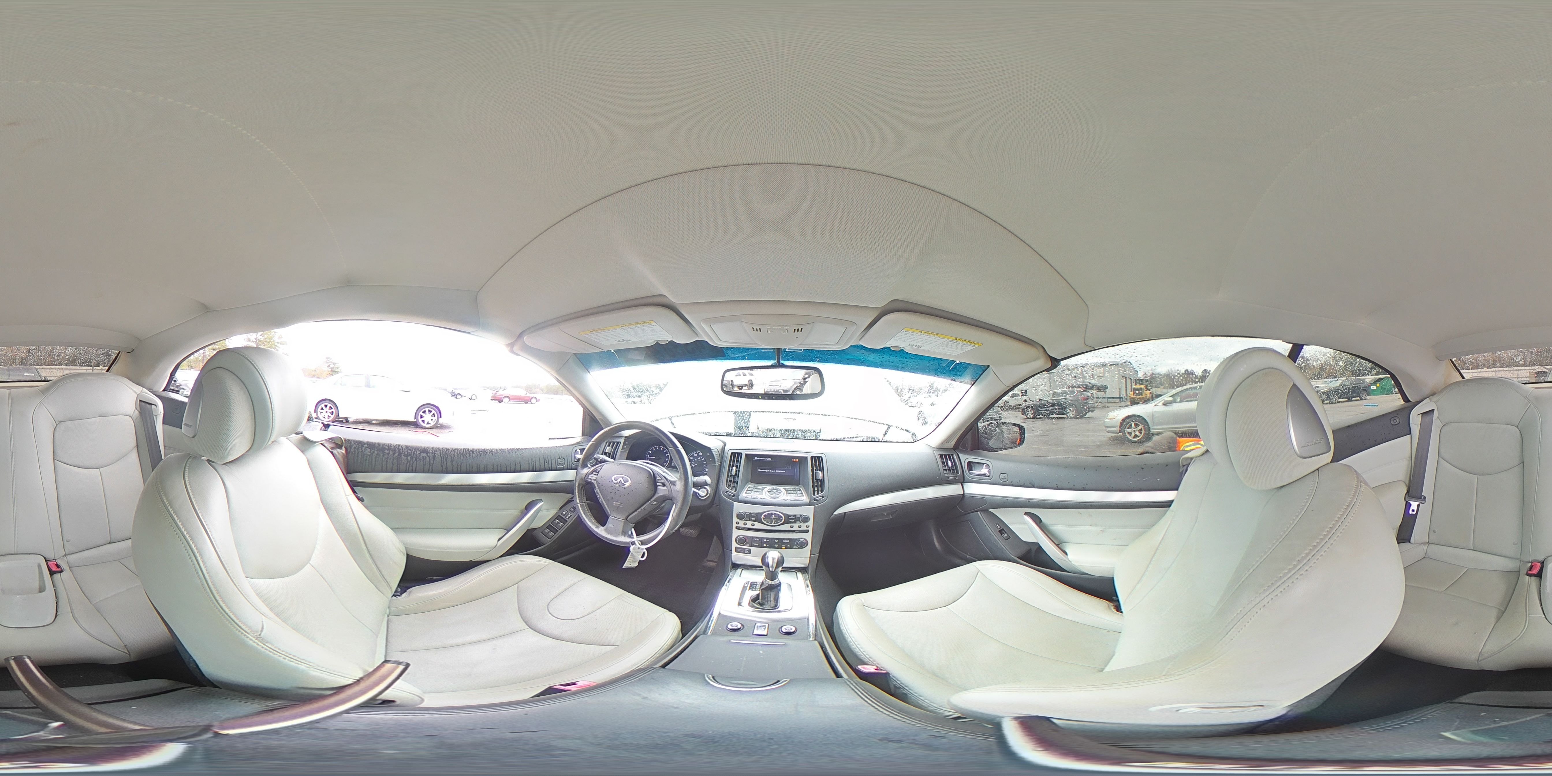 2015 Infiniti Q60 - Image 14