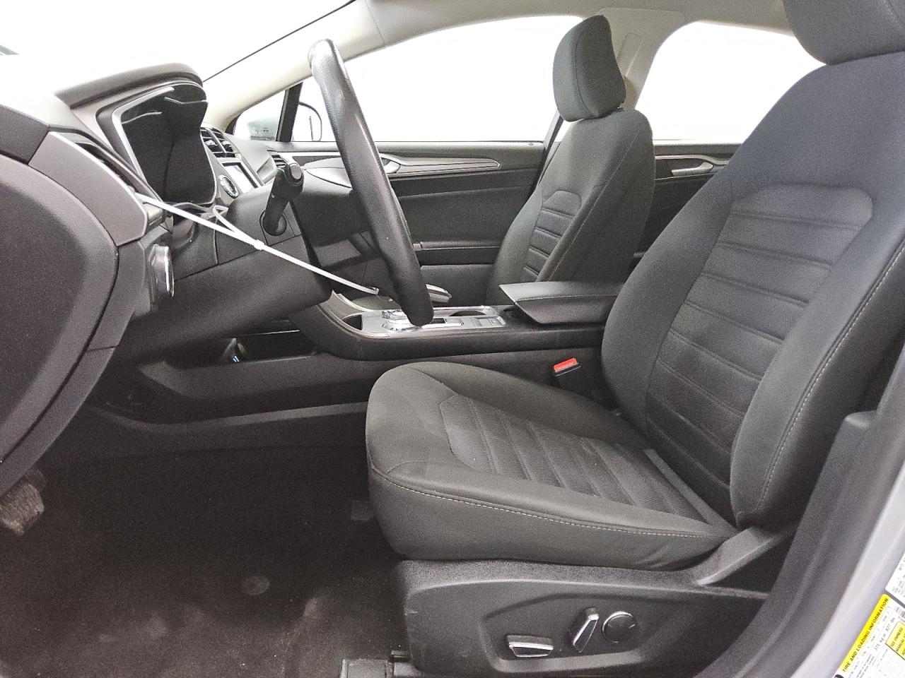 2020 Ford Fusion - Image 7