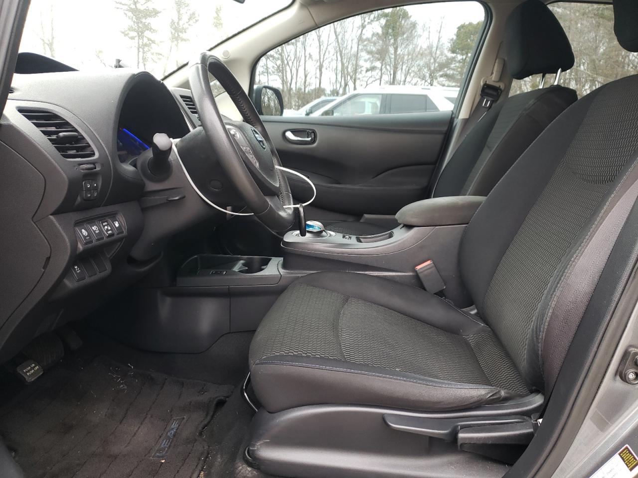 2015 Nissan Leaf - Image 7