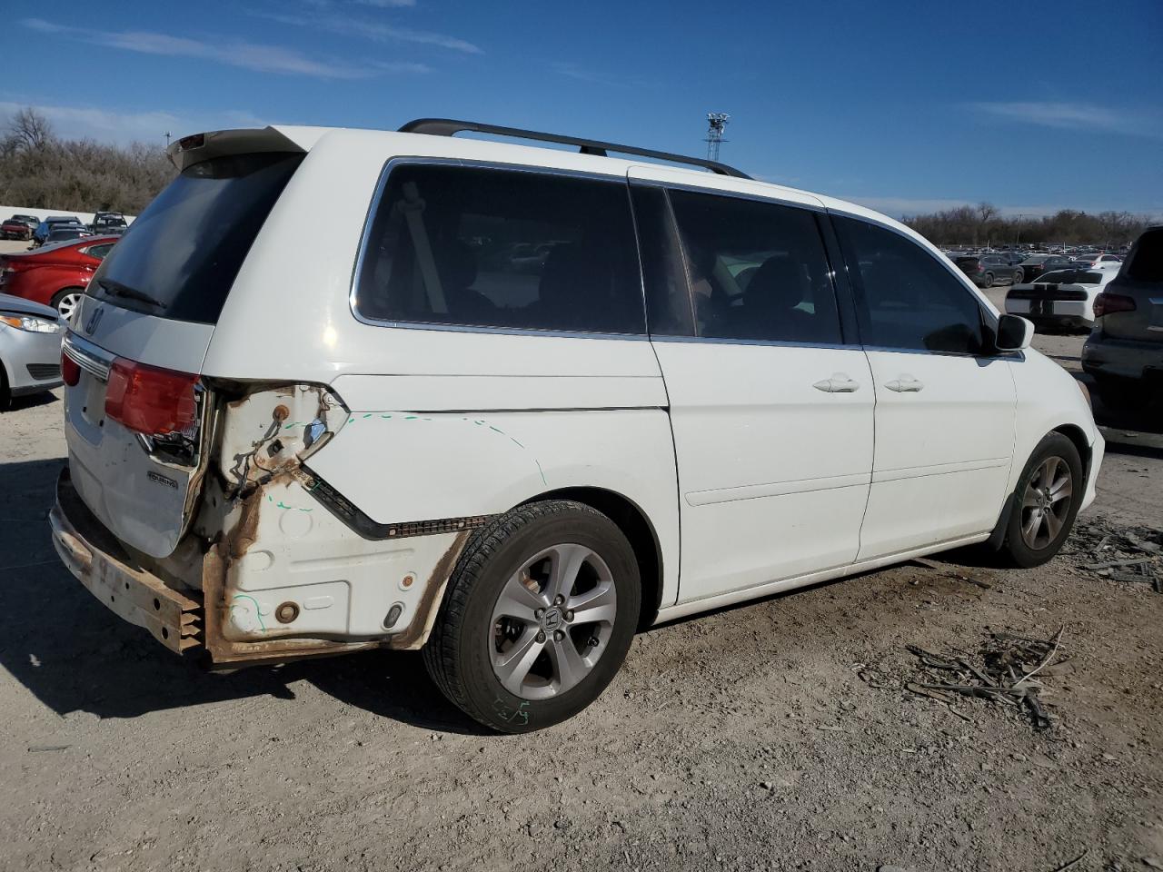 2010 Honda Odyssey - Image 3