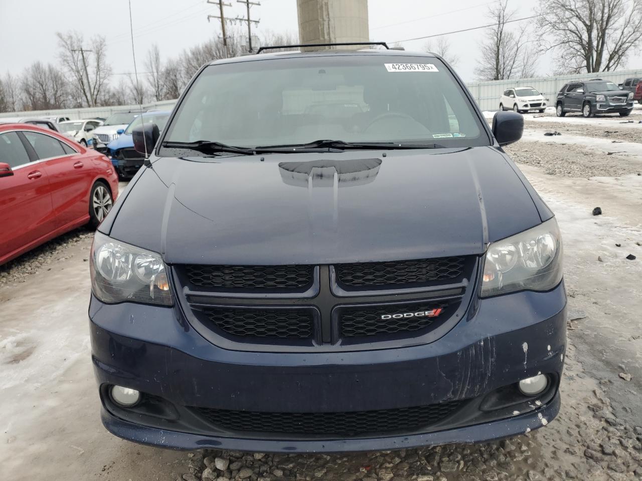 2016 Dodge Caravan - Image 5