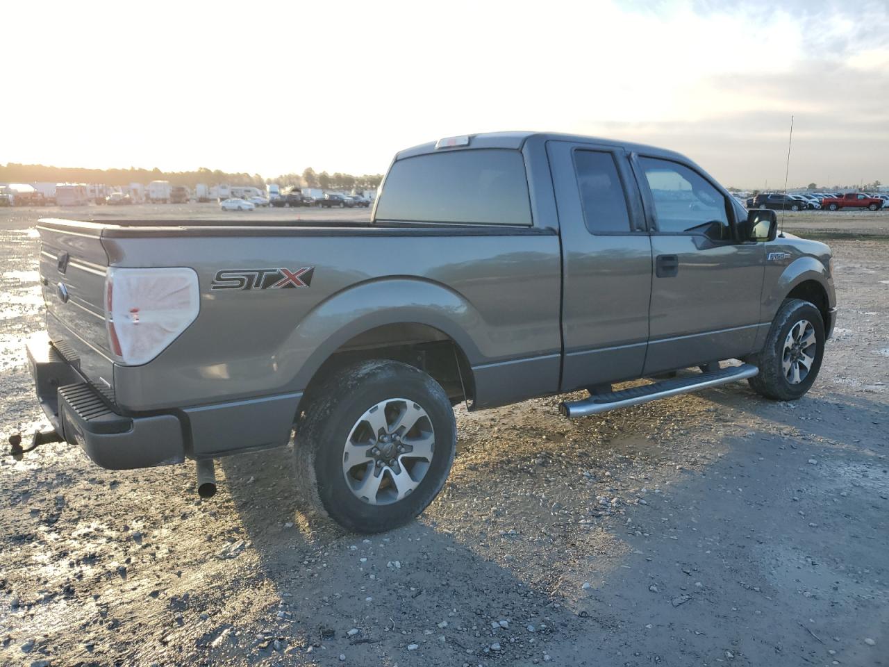 2014 Ford F-150 - Image 3