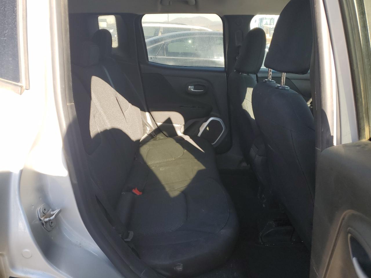 2019 Jeep Renegade - Image 10