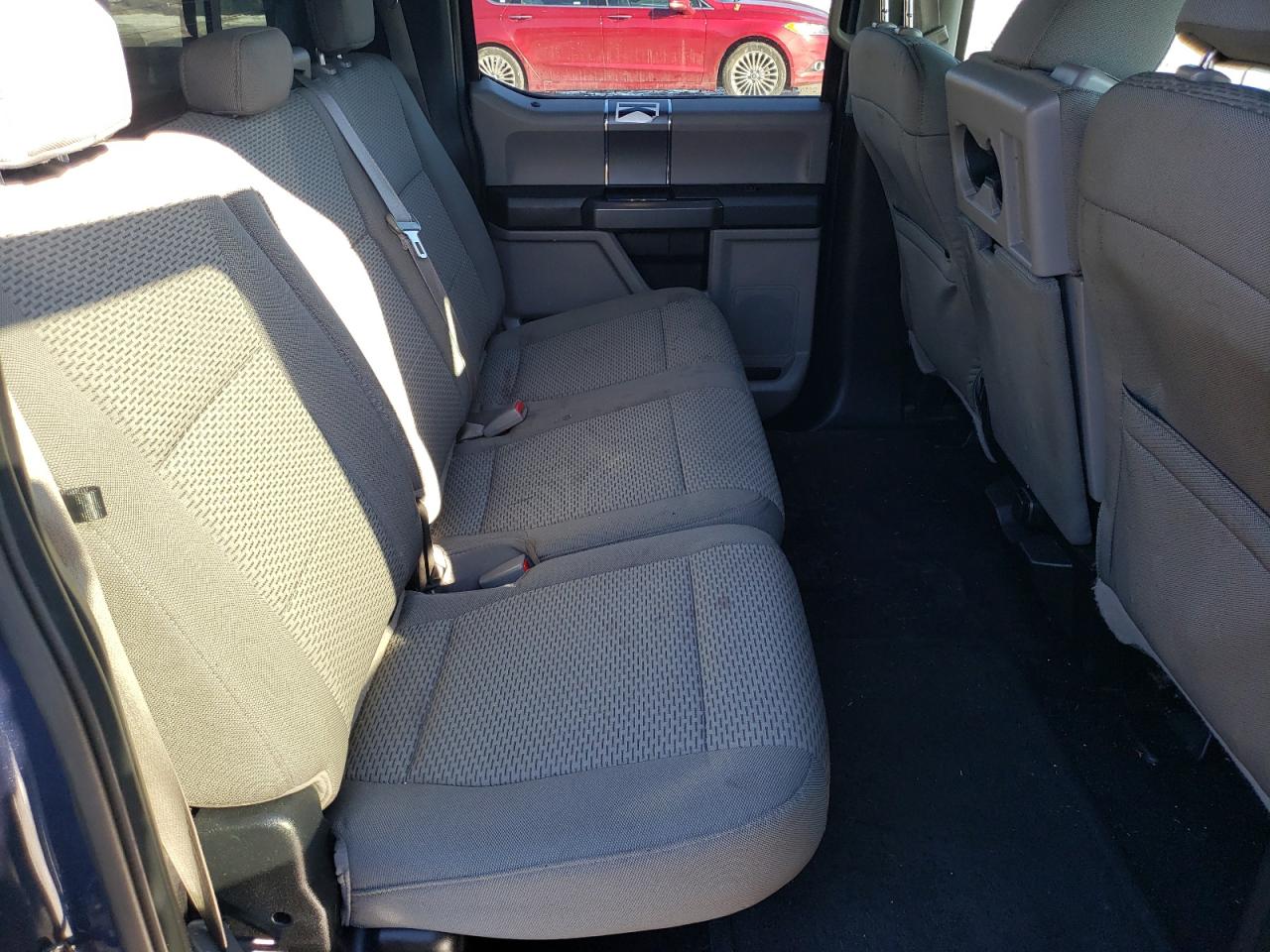 2016 Ford F-150 - Image 10