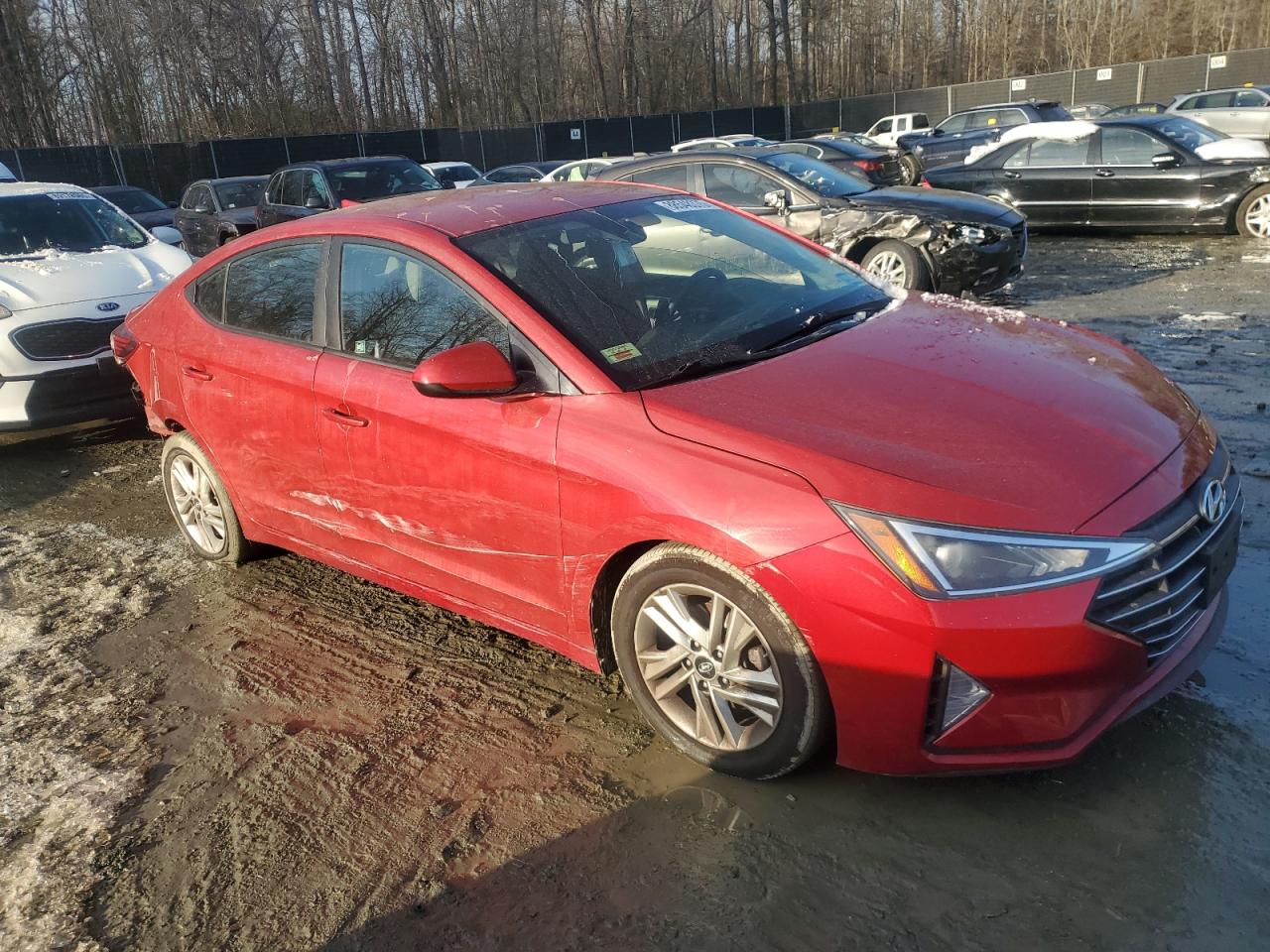 2019 Hyundai Elantra - Image 4