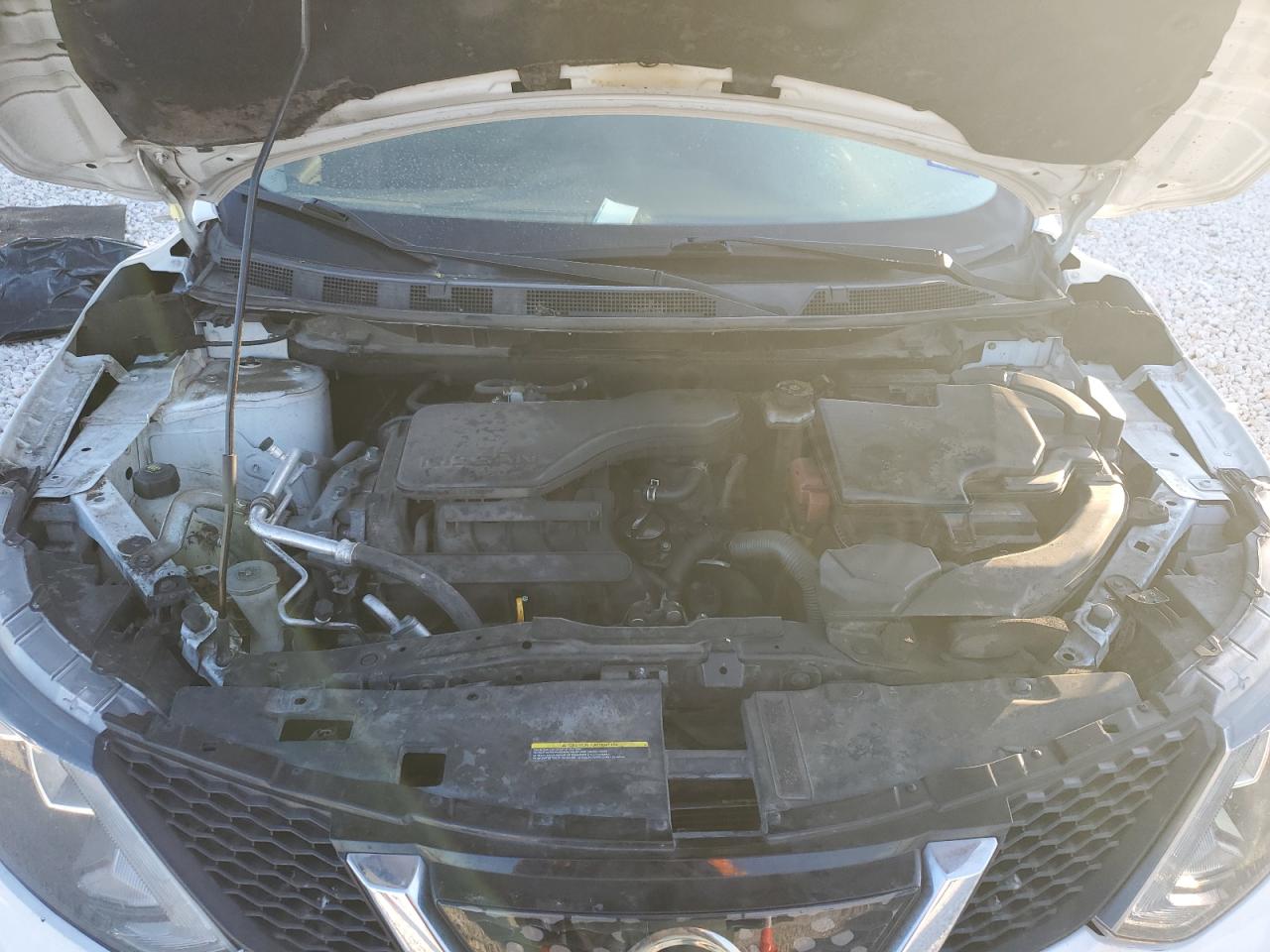 2018 Nissan Rogue - Image 13