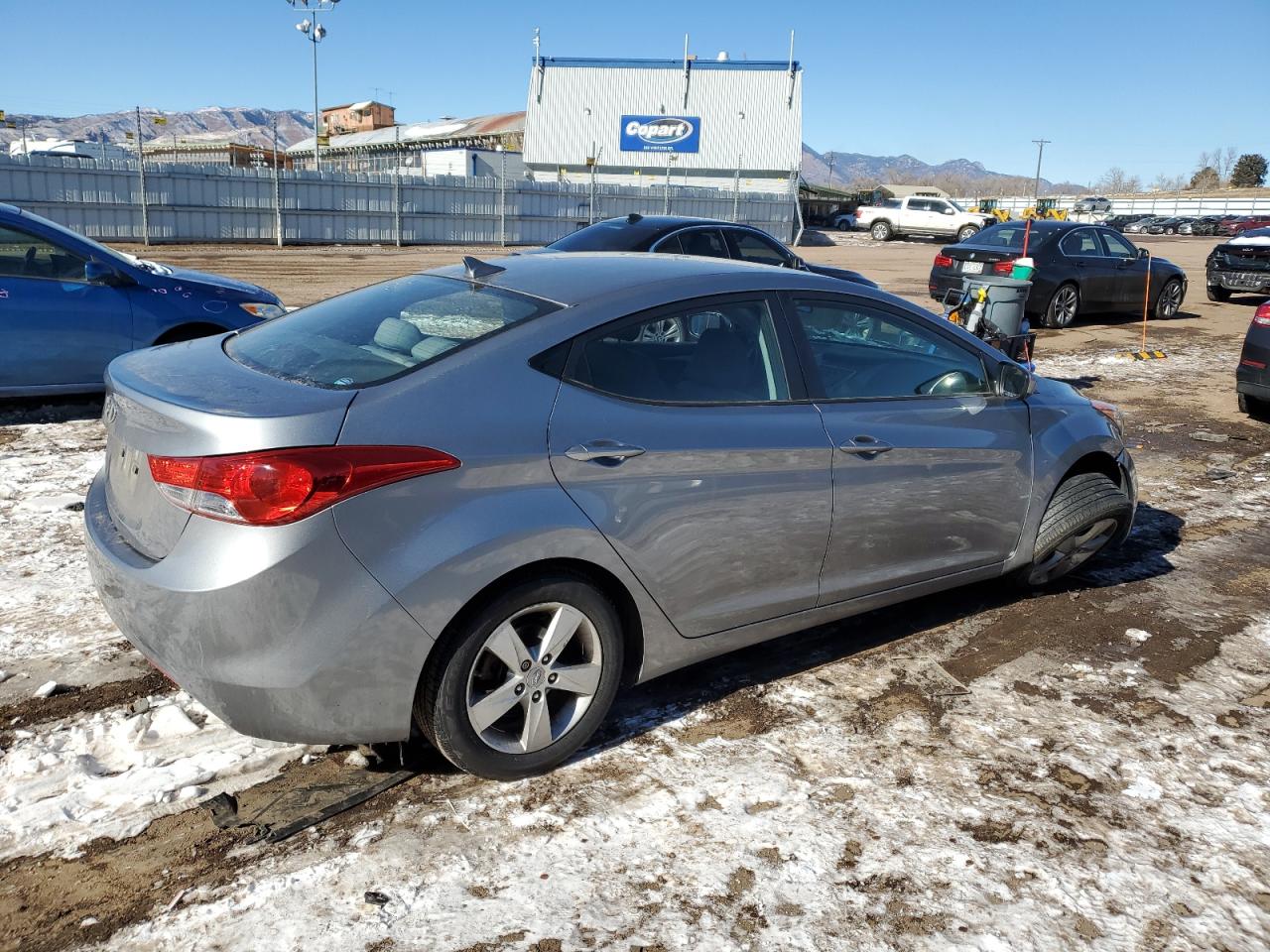 2012 Hyundai Elantra - Image 3