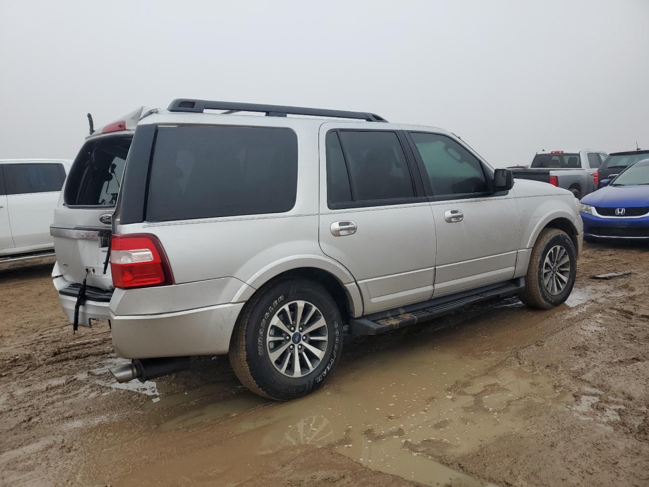 2015 Ford Expedition - Image 3