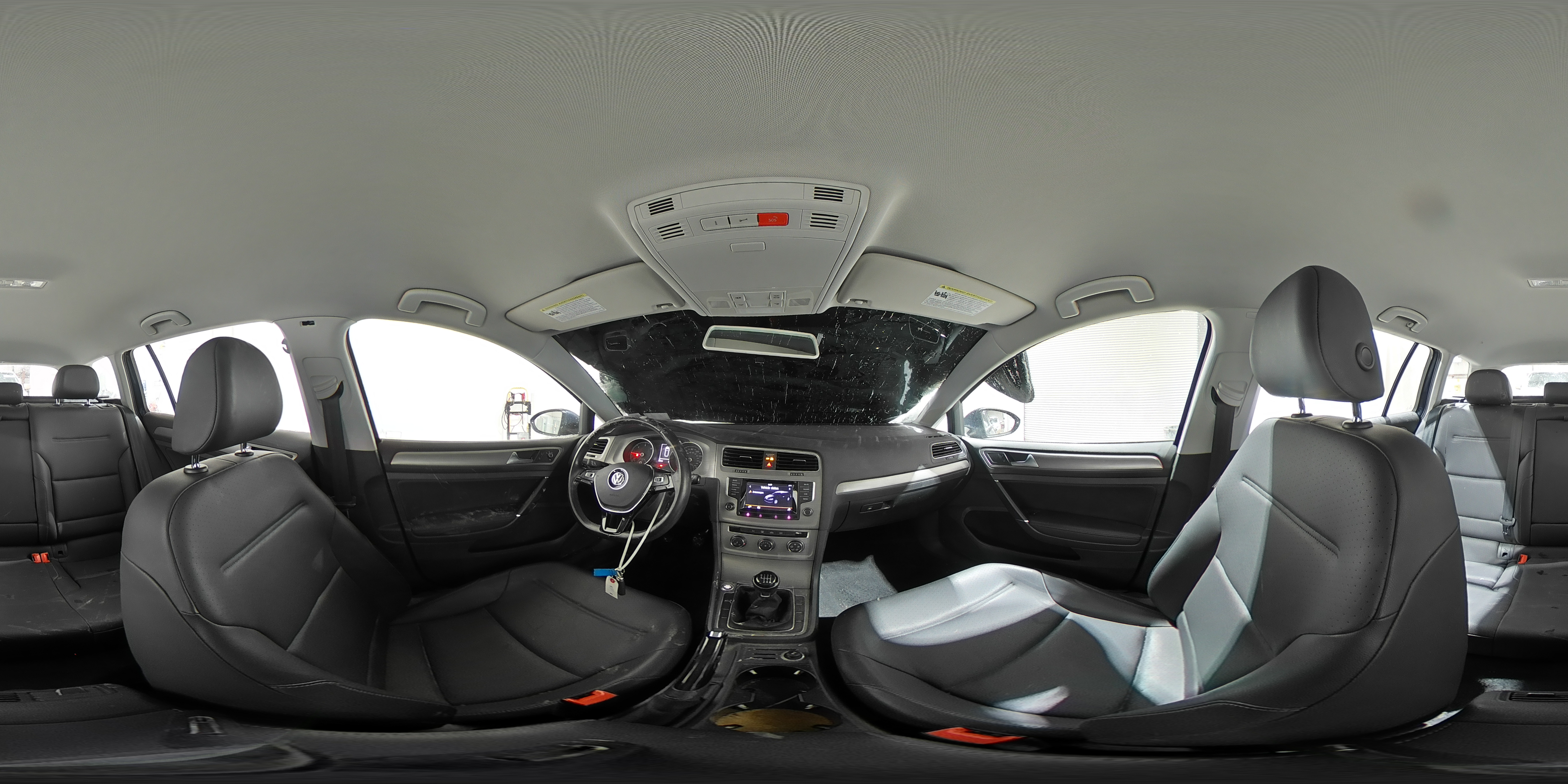 2015 Volkswagen Golf - Image 15