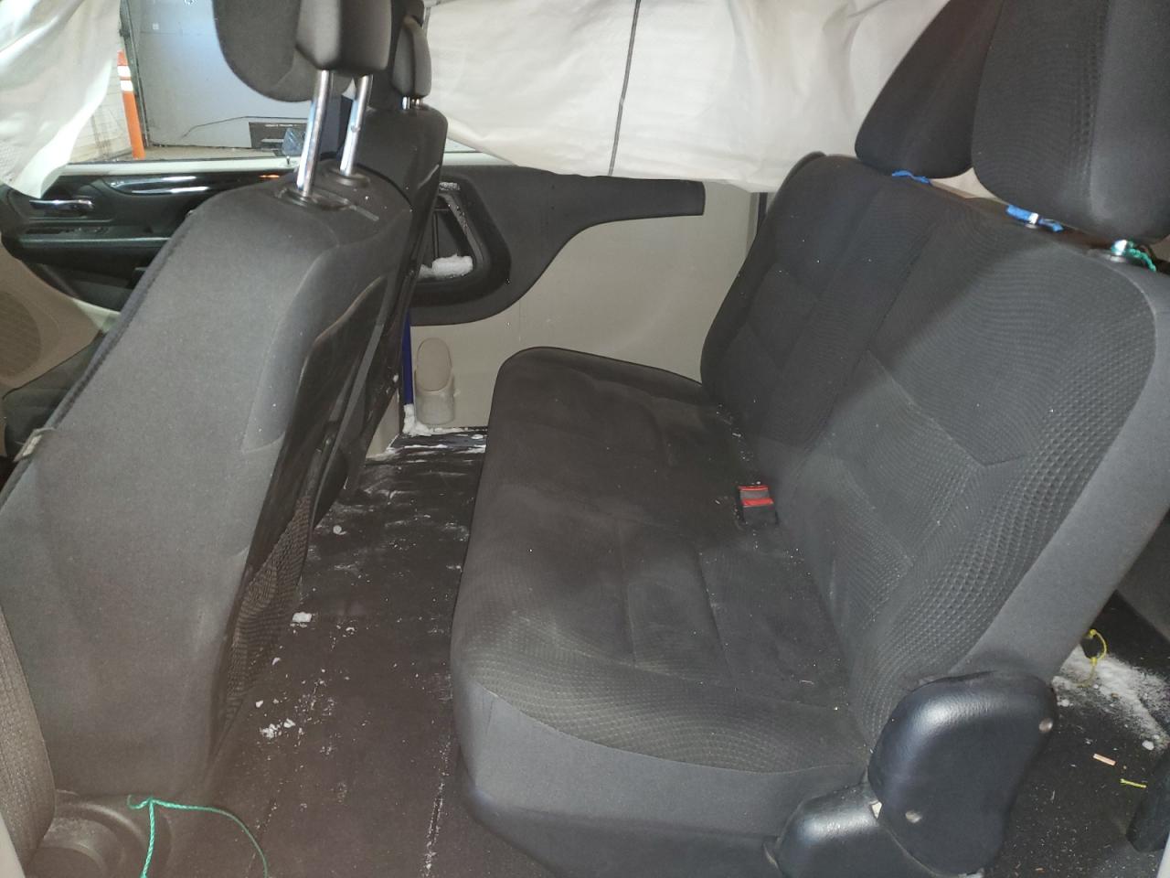 2019 Dodge Caravan - Image 11