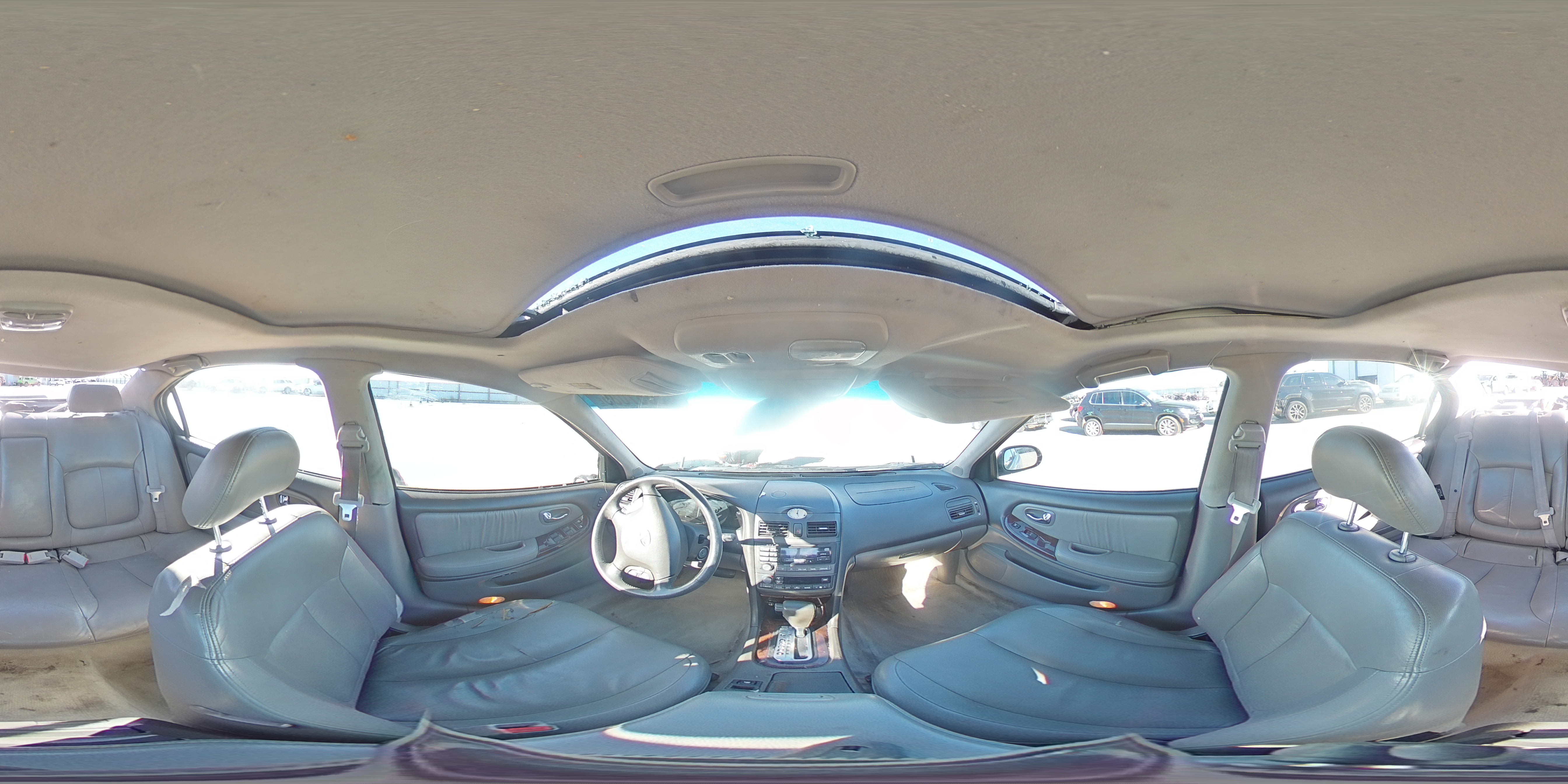2001 Infiniti I - Image 13
