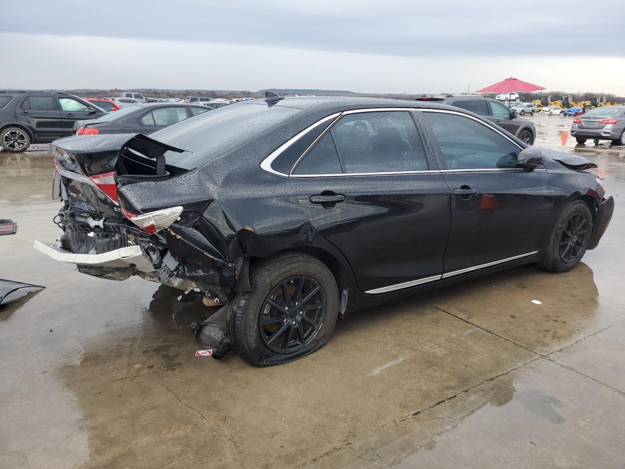 2017 Toyota Camry - Image 3