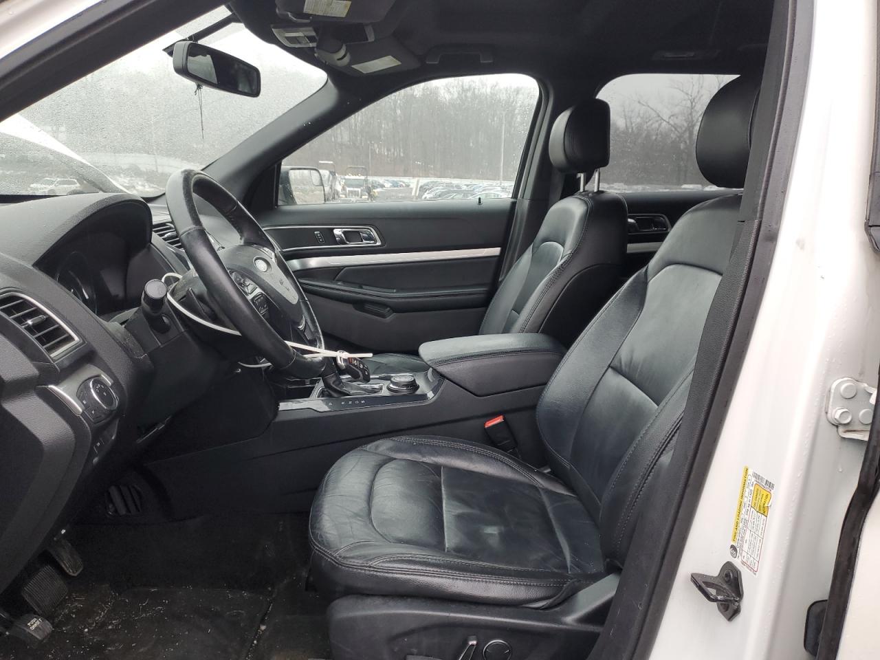 2017 Ford Explorer - Image 7