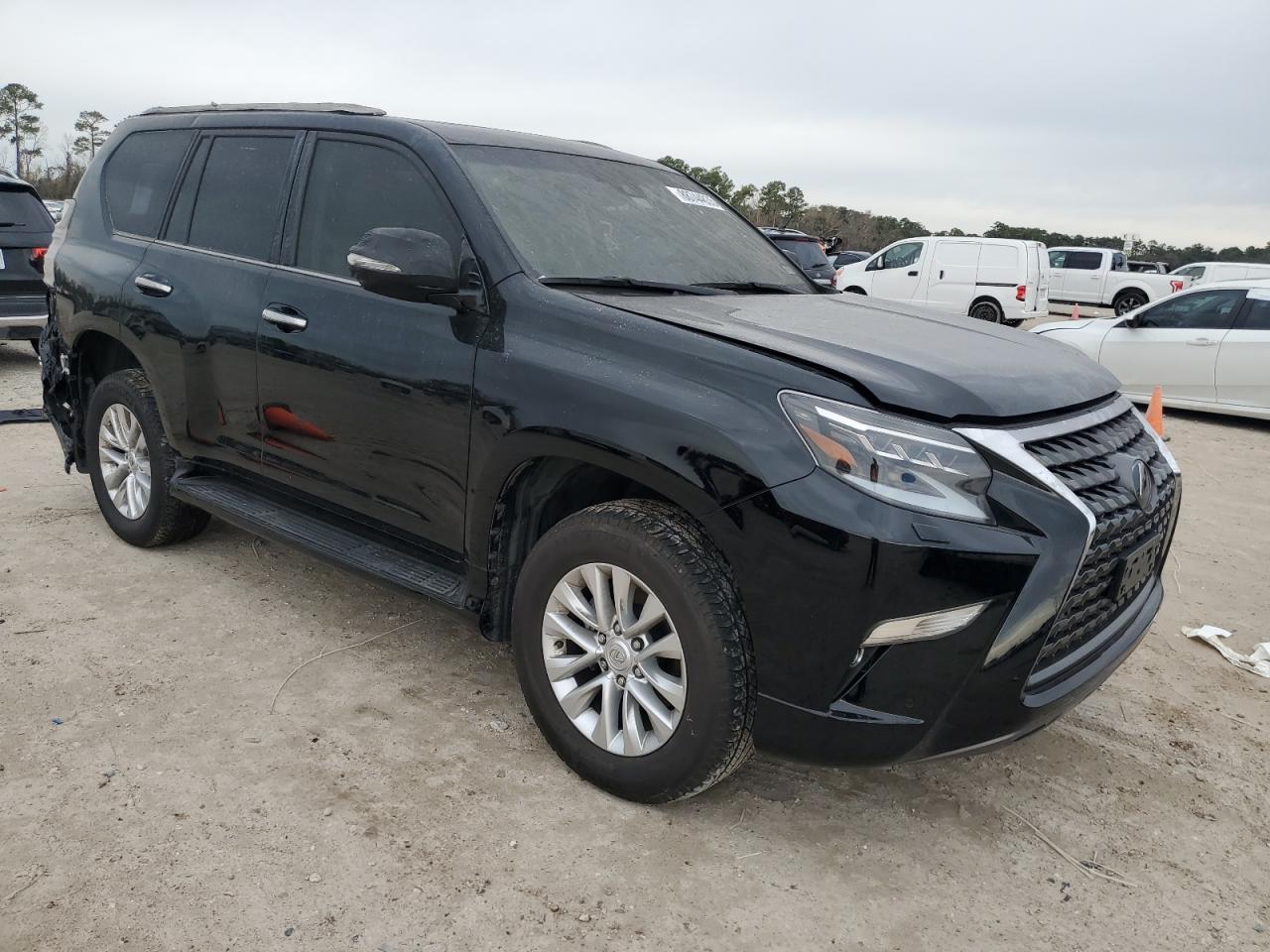 2023 Lexus GX - Image 4